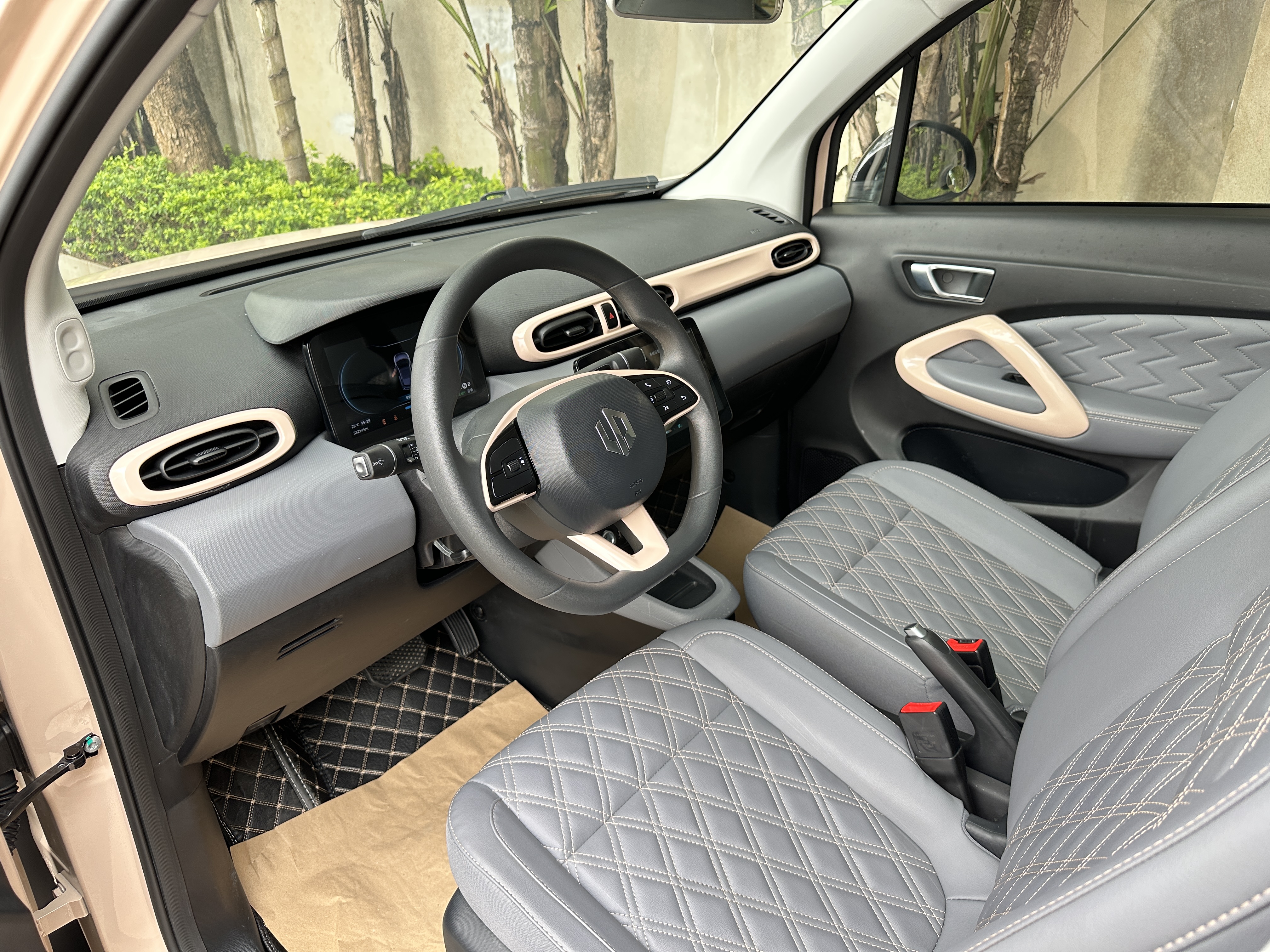 零跑汽车 零跑T03 2021 汽车图片 #9