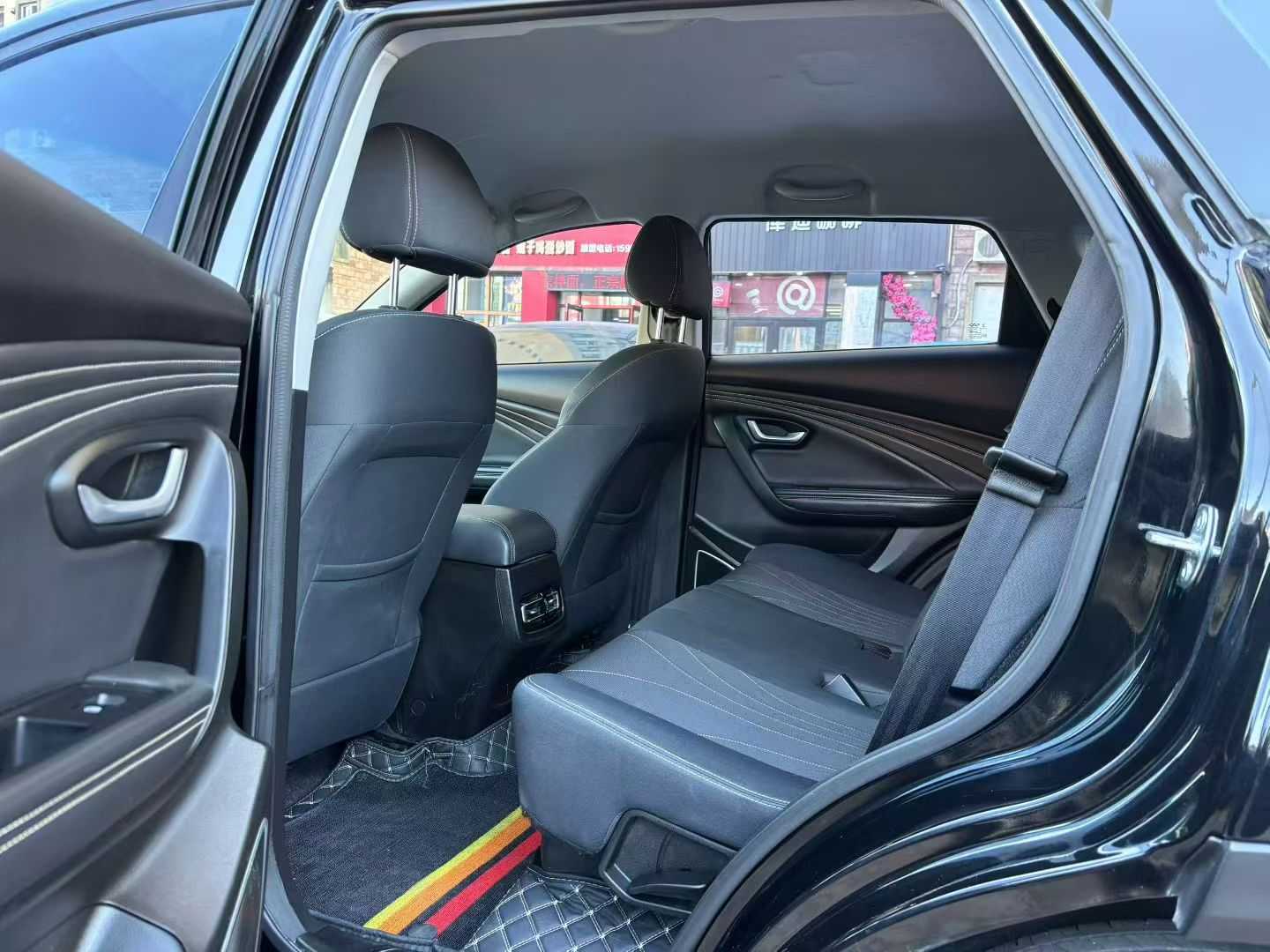 Jetour X70M 2022 صورة سيارة #9