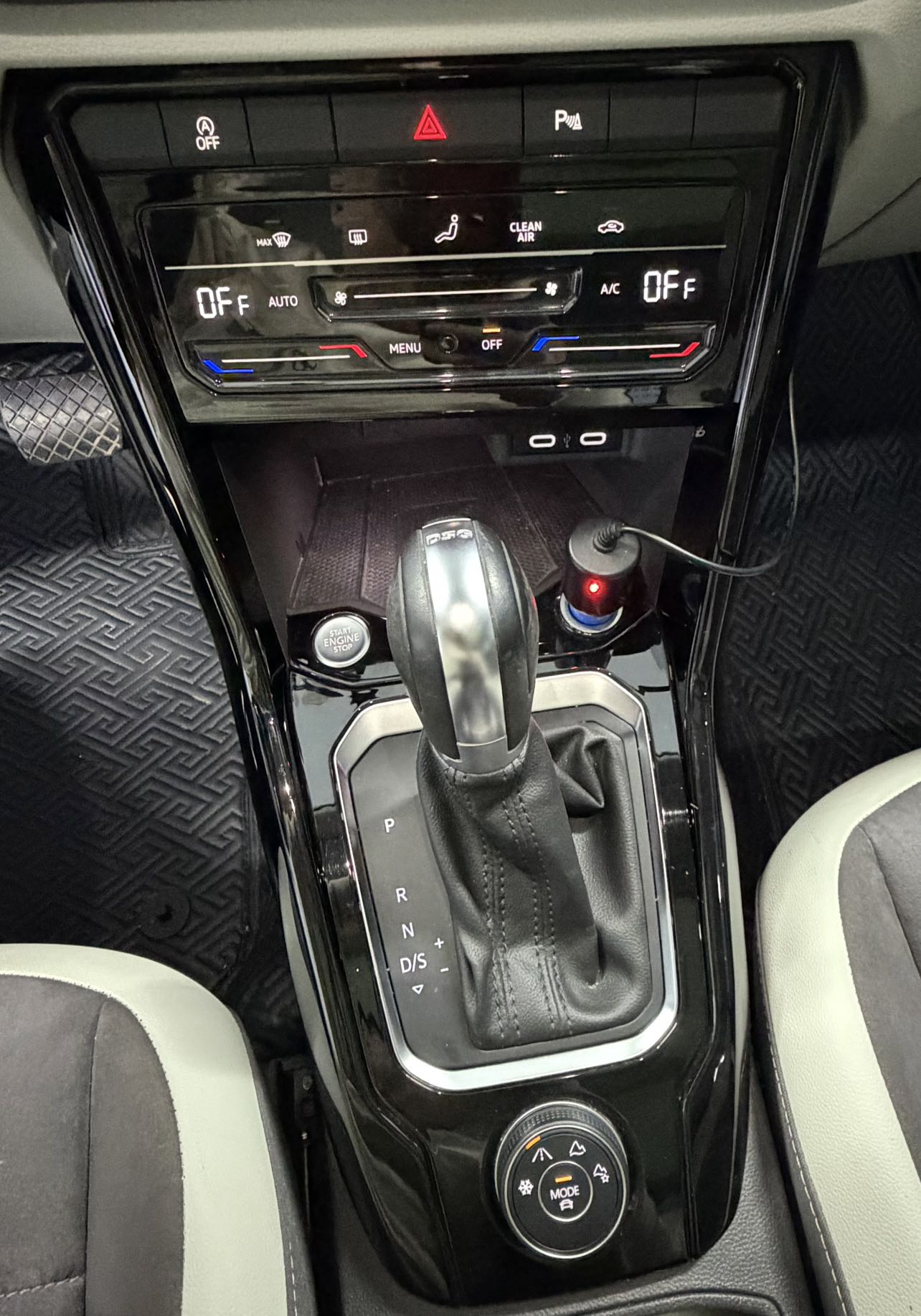 T-Roc 2021 car image #9