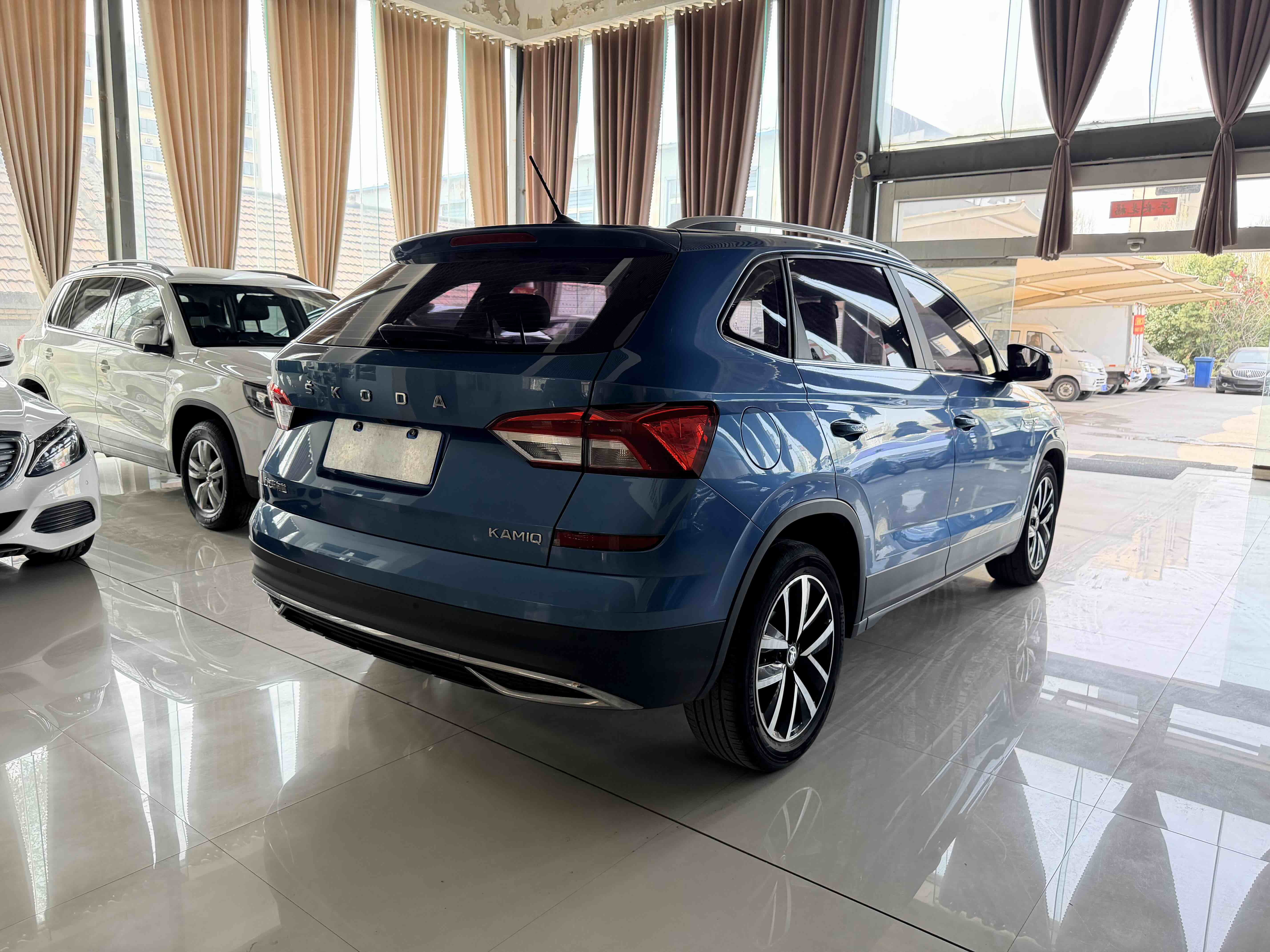 Skoda Kamiq 2021 car image #9