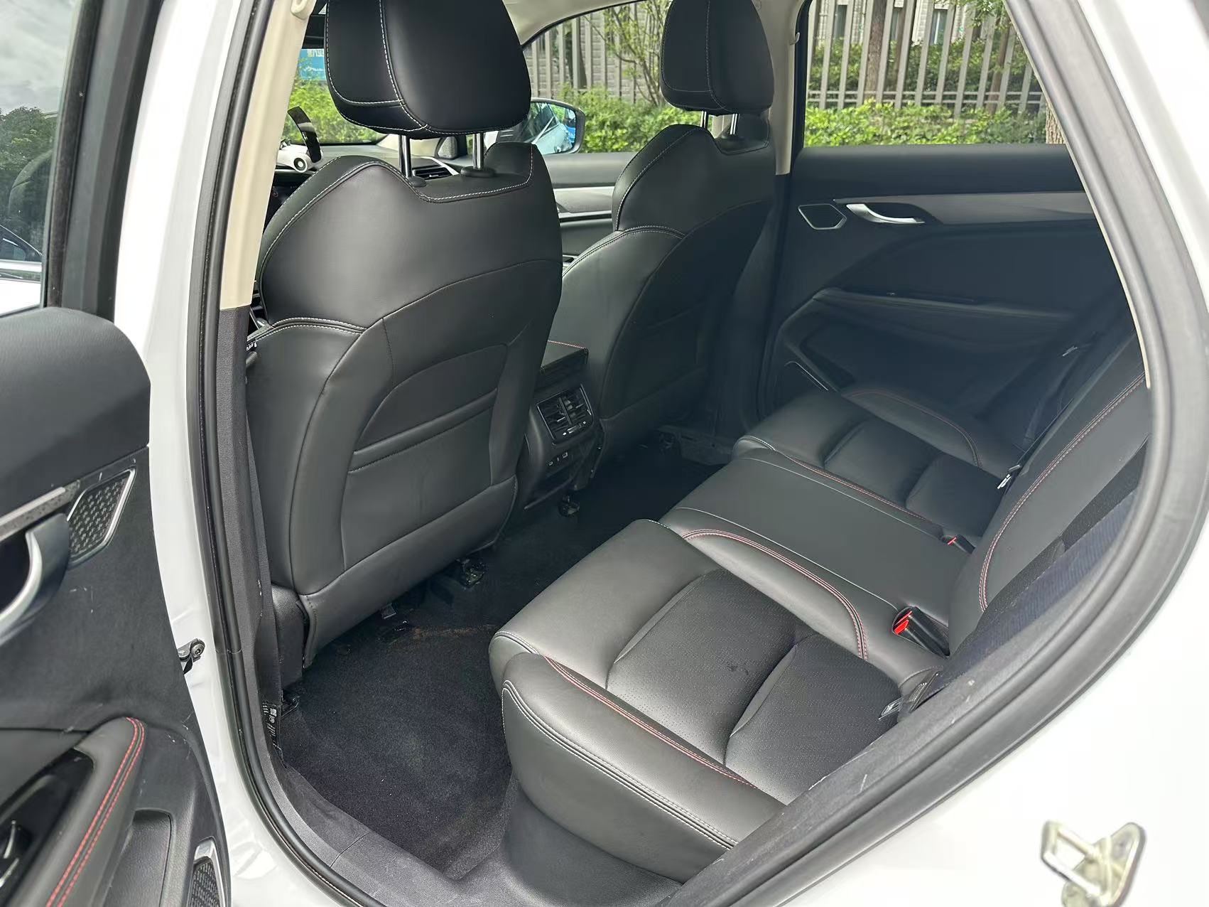 GEELY Tugella S 2022 car image #9