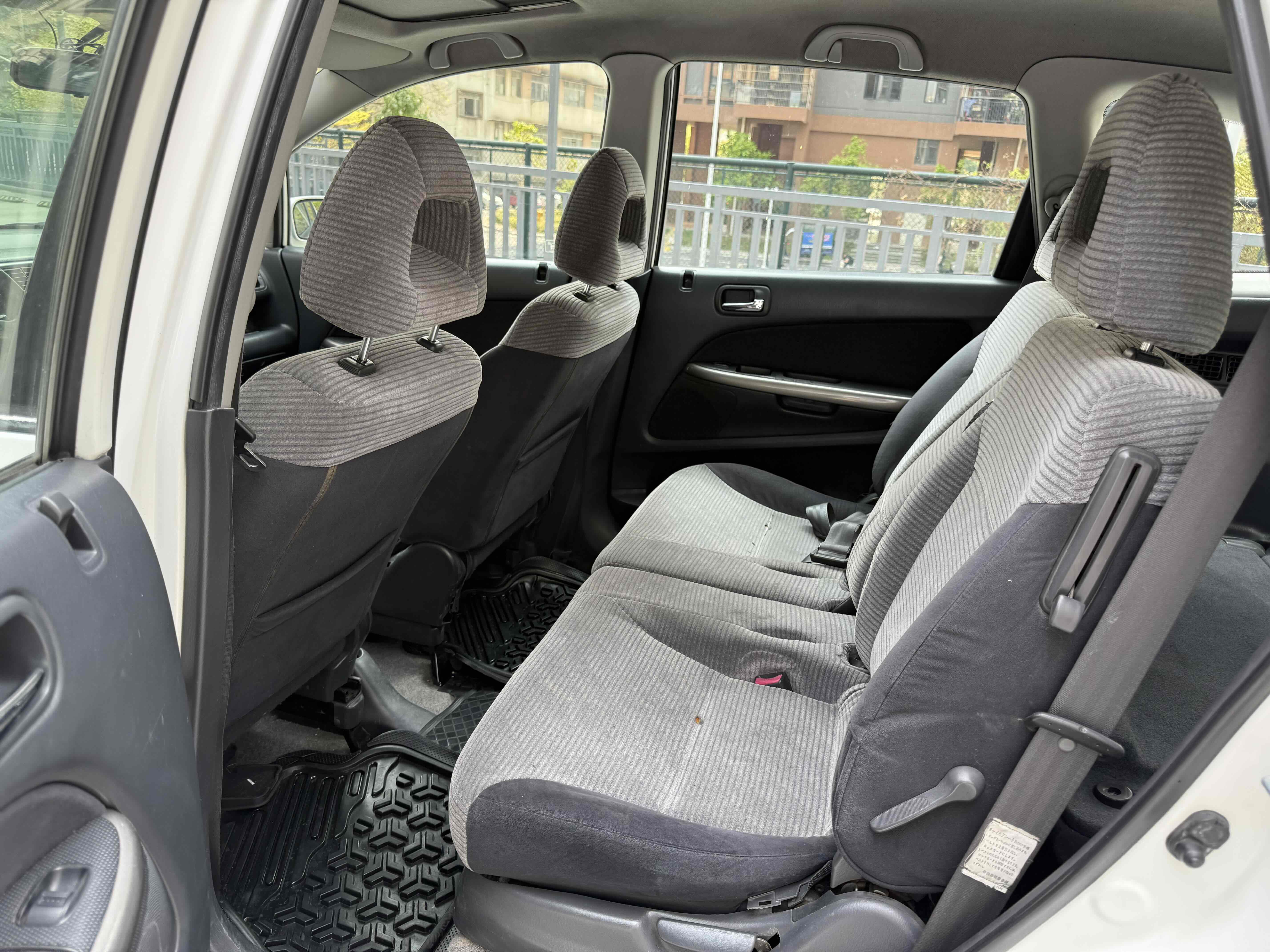 Honda Stream 2002 car image #9