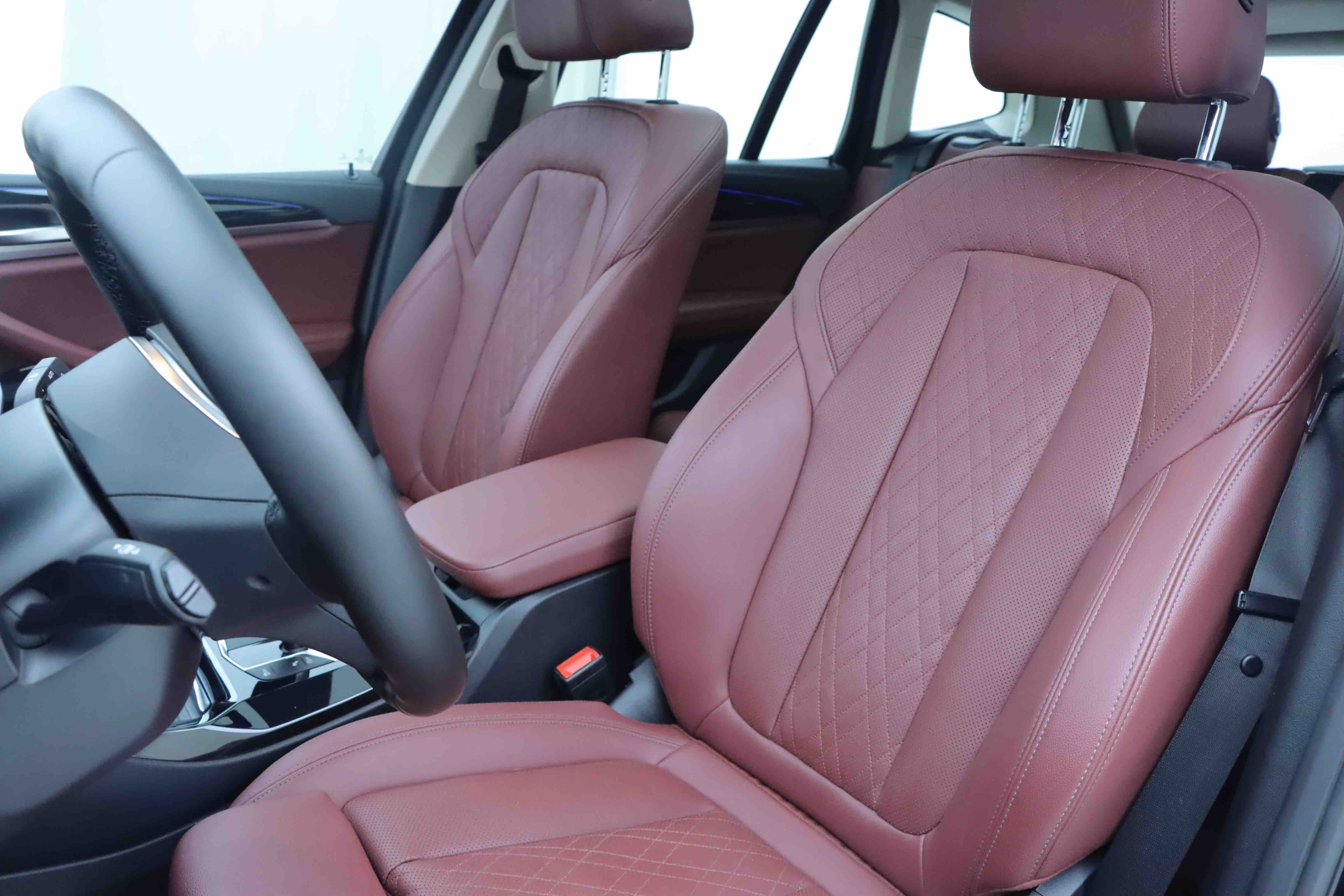 BMW X3 2022 immagine di auto #9