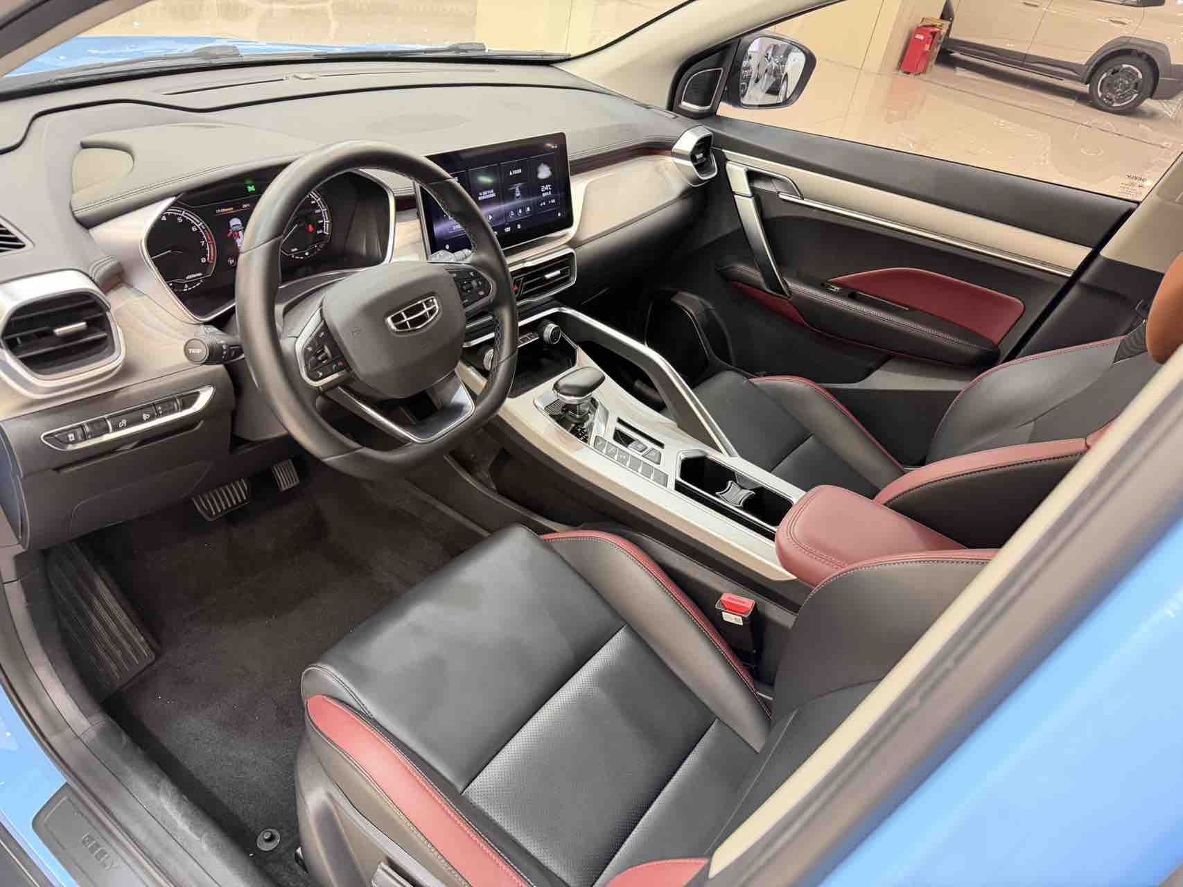 GEELY Coolray 2022 #9 GEELY Coolray 2022 car image #9