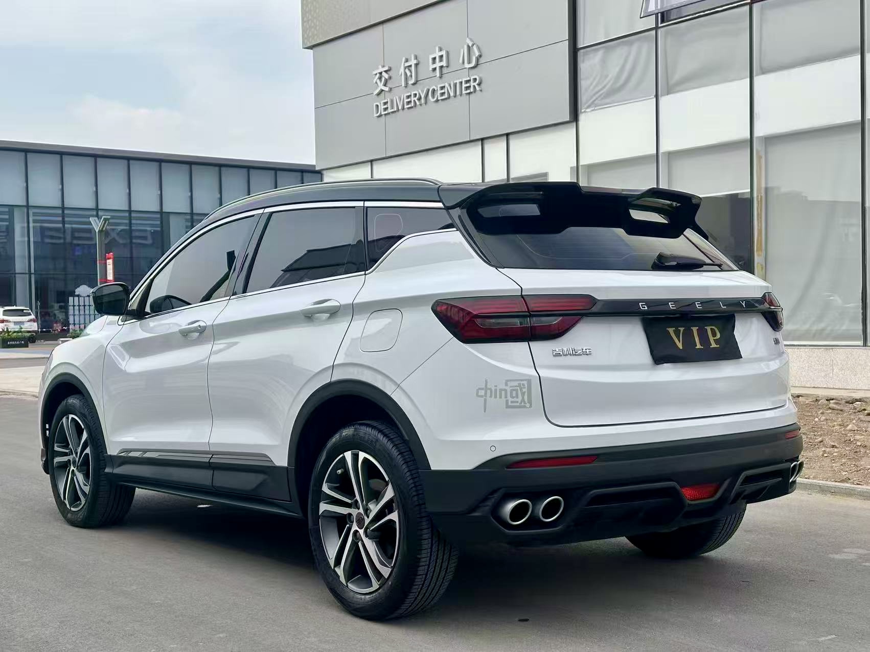 GEELY Coolray 2022 car image #9