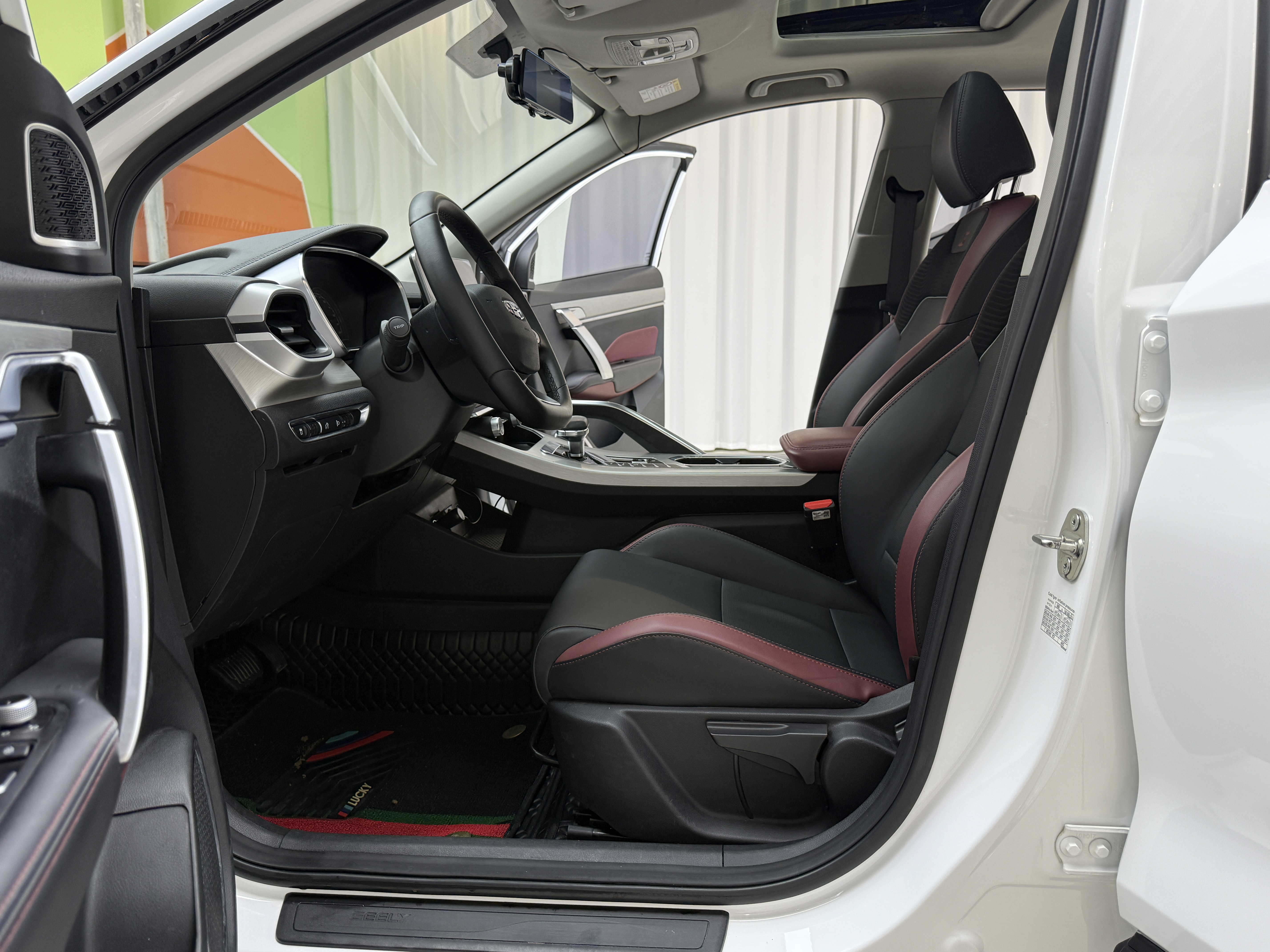 GEELY Coolray 2021 #9 GEELY Coolray 2021 car image #9
