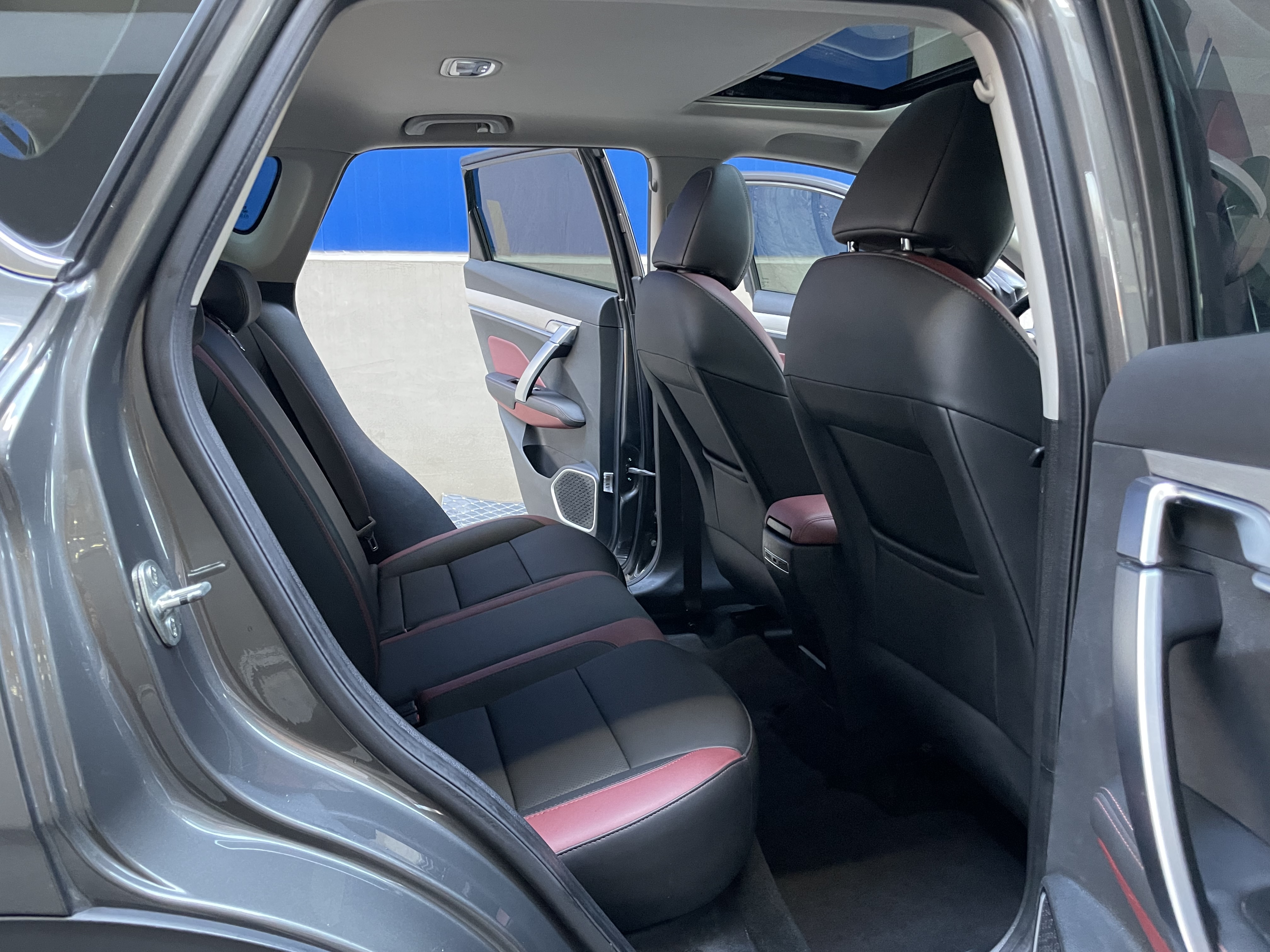 GEELY Coolray 2023 #9 GEELY Coolray 2023 car image #9