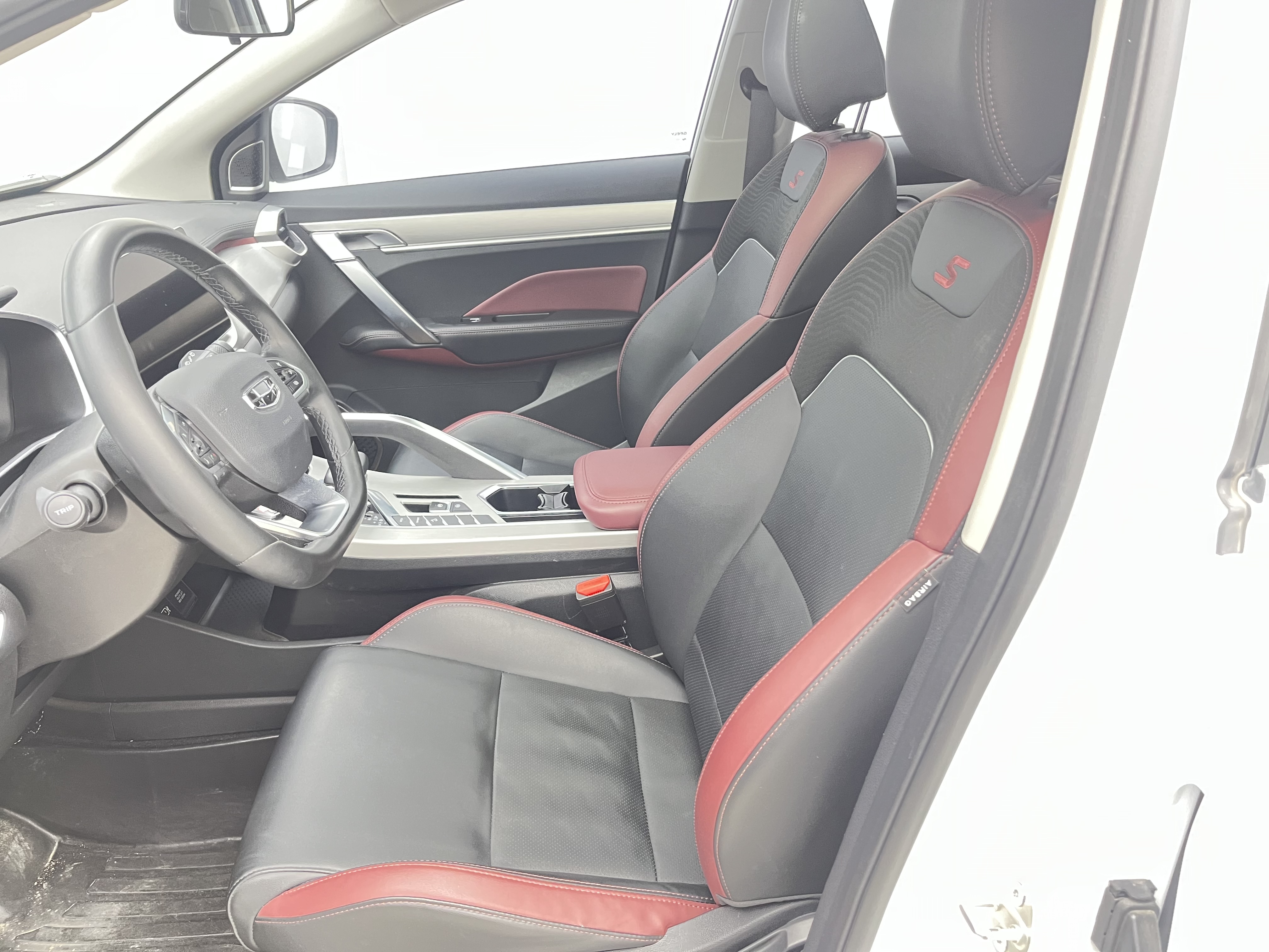 GEELY Coolray 2022 #9 GEELY Coolray 2022 car image #9
