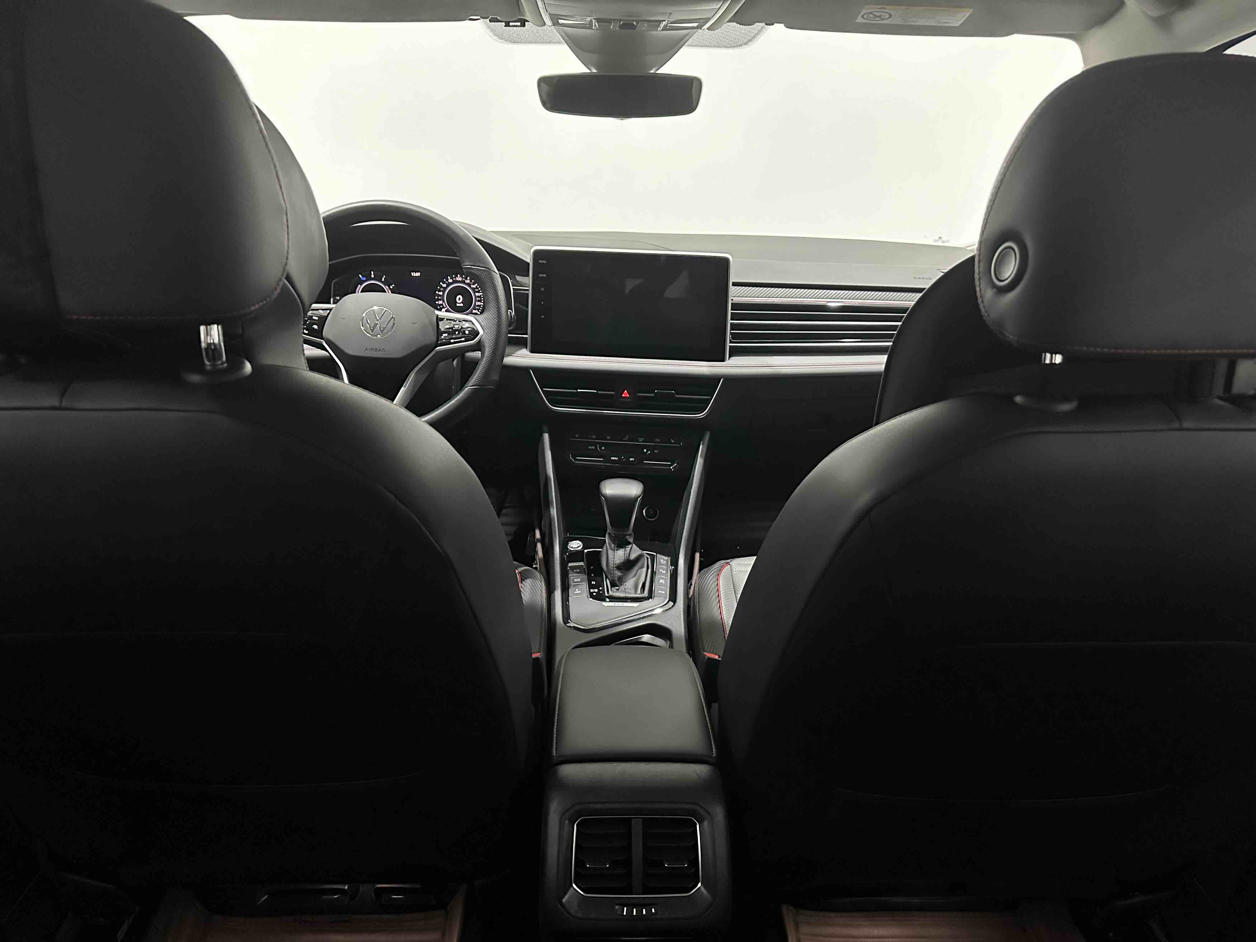 Volkswagen Tiguan L New Energy 2022 изображение автомобиля #9