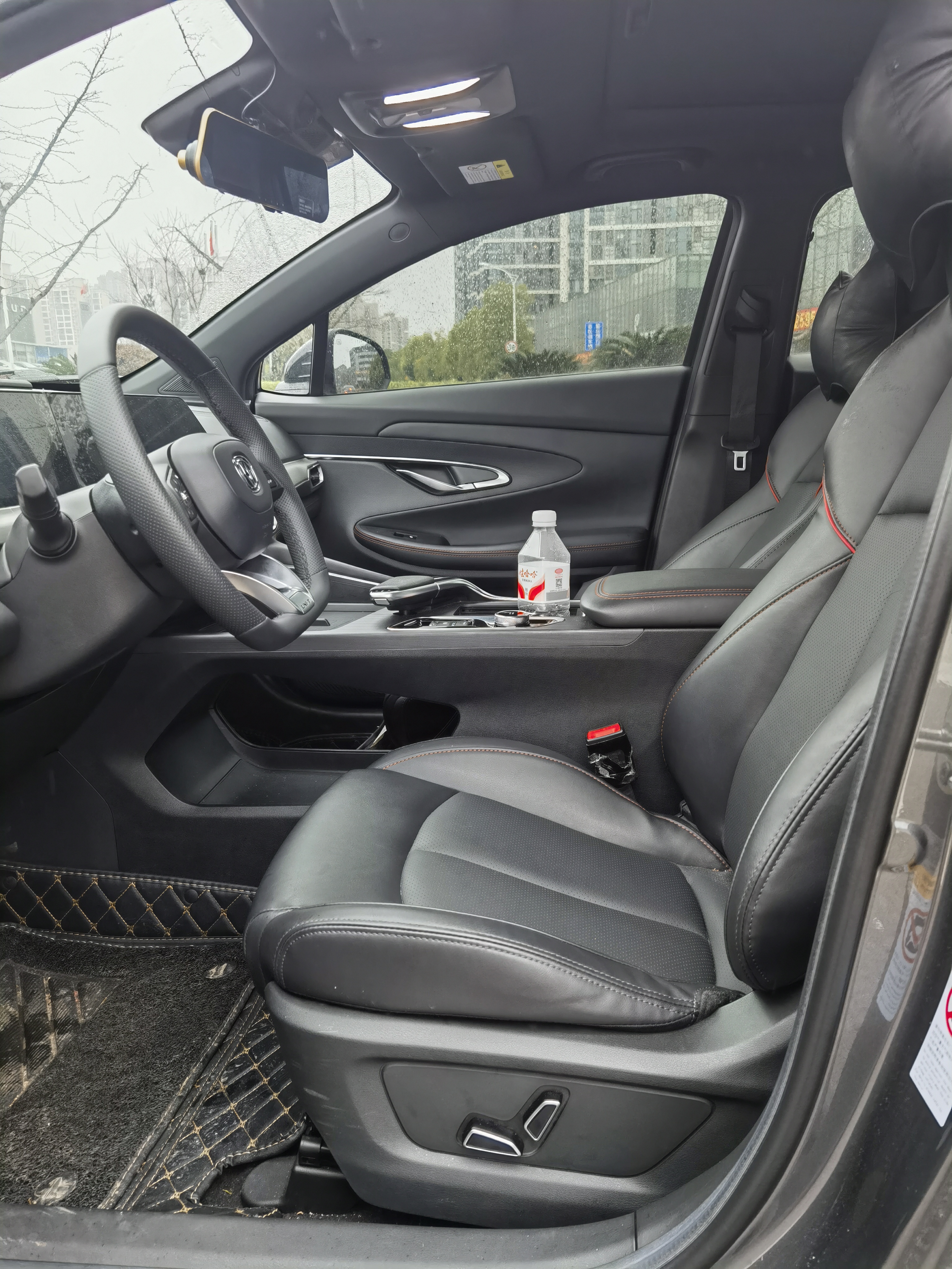 Changan UNI-T 2022 imagem de carro #9