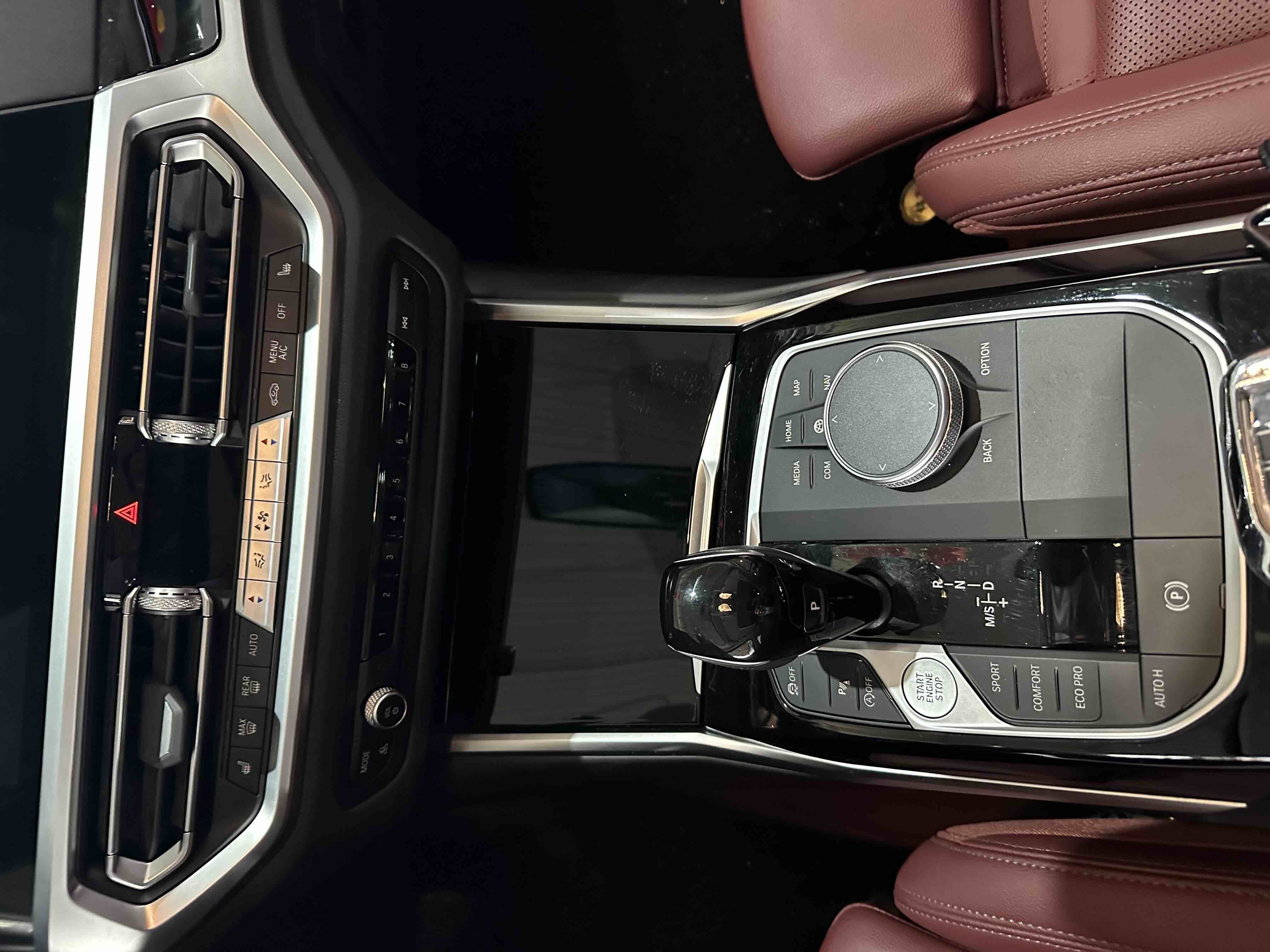 BMW 3 Series 2022 car image #9