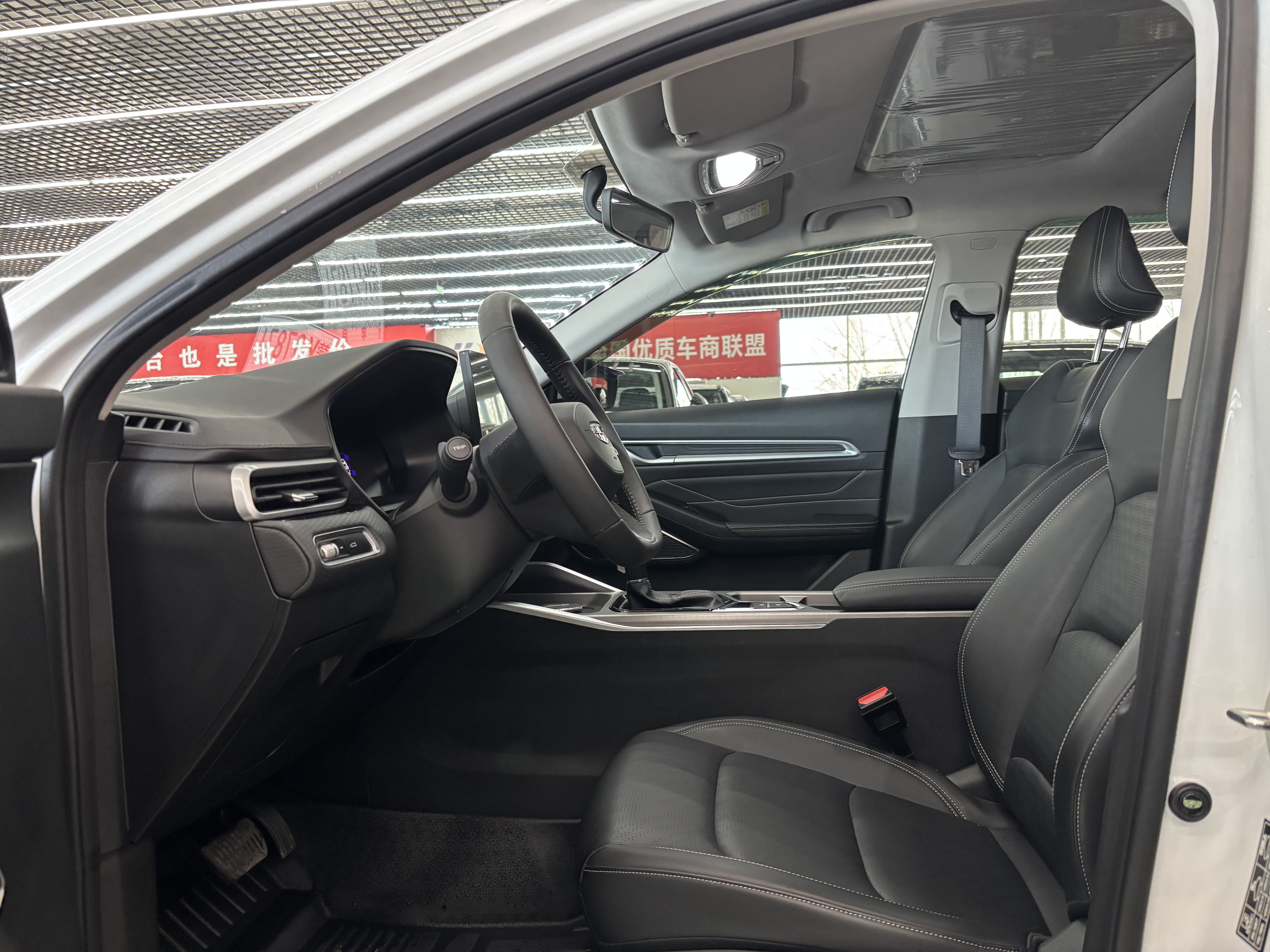 GEELY Emgrand 2024 #9 GEELY Emgrand 2024 car image #9