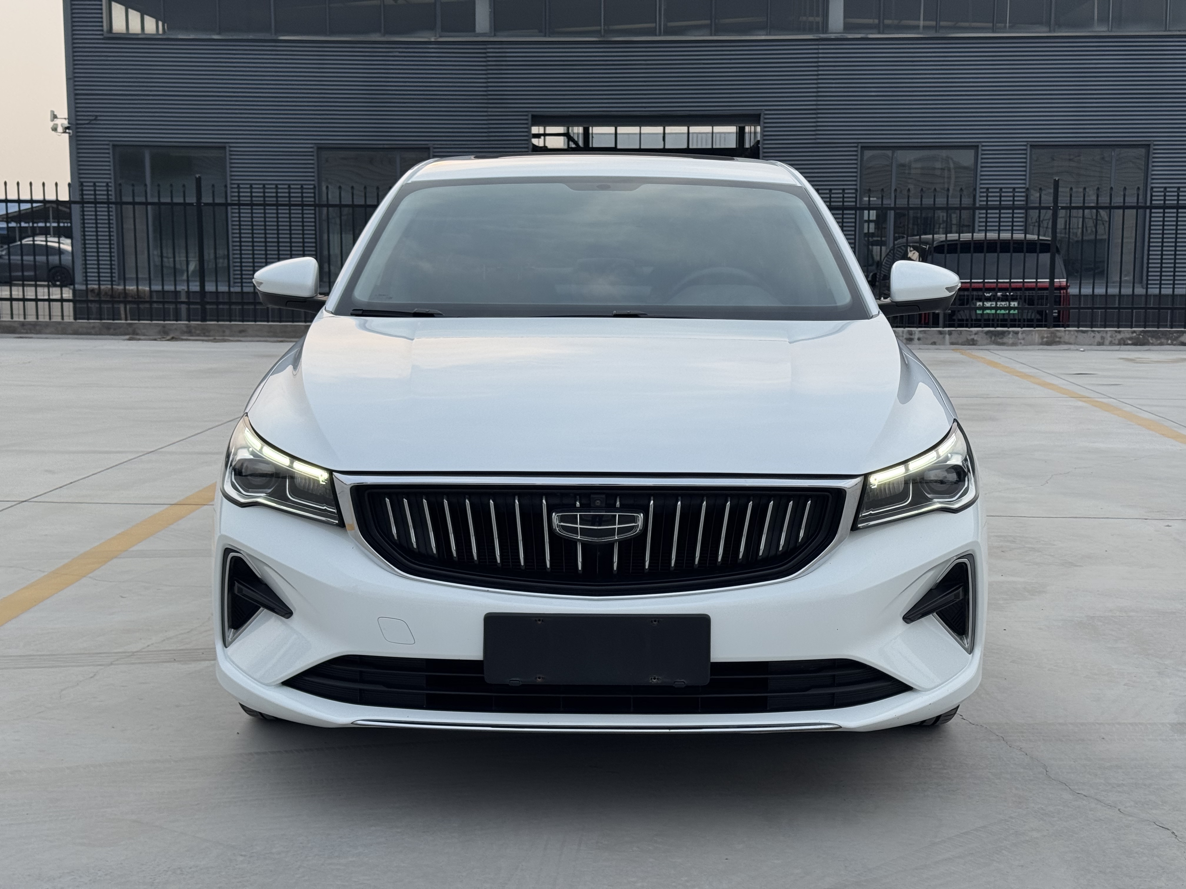 GEELY Emgrand 2022 #9 GEELY Emgrand 2022 car image #9