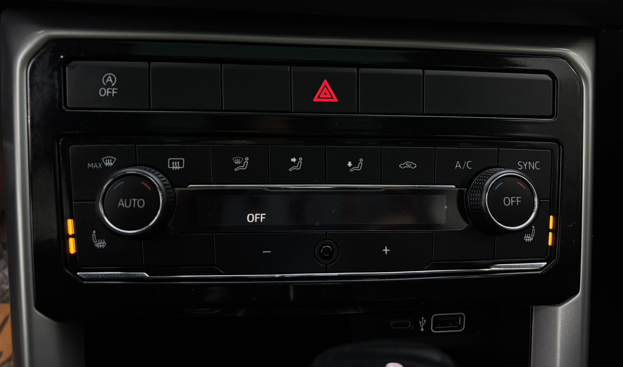 Volkswagen T-Cross 2022 #9 Volkswagen T-Cross 2022 car image #9