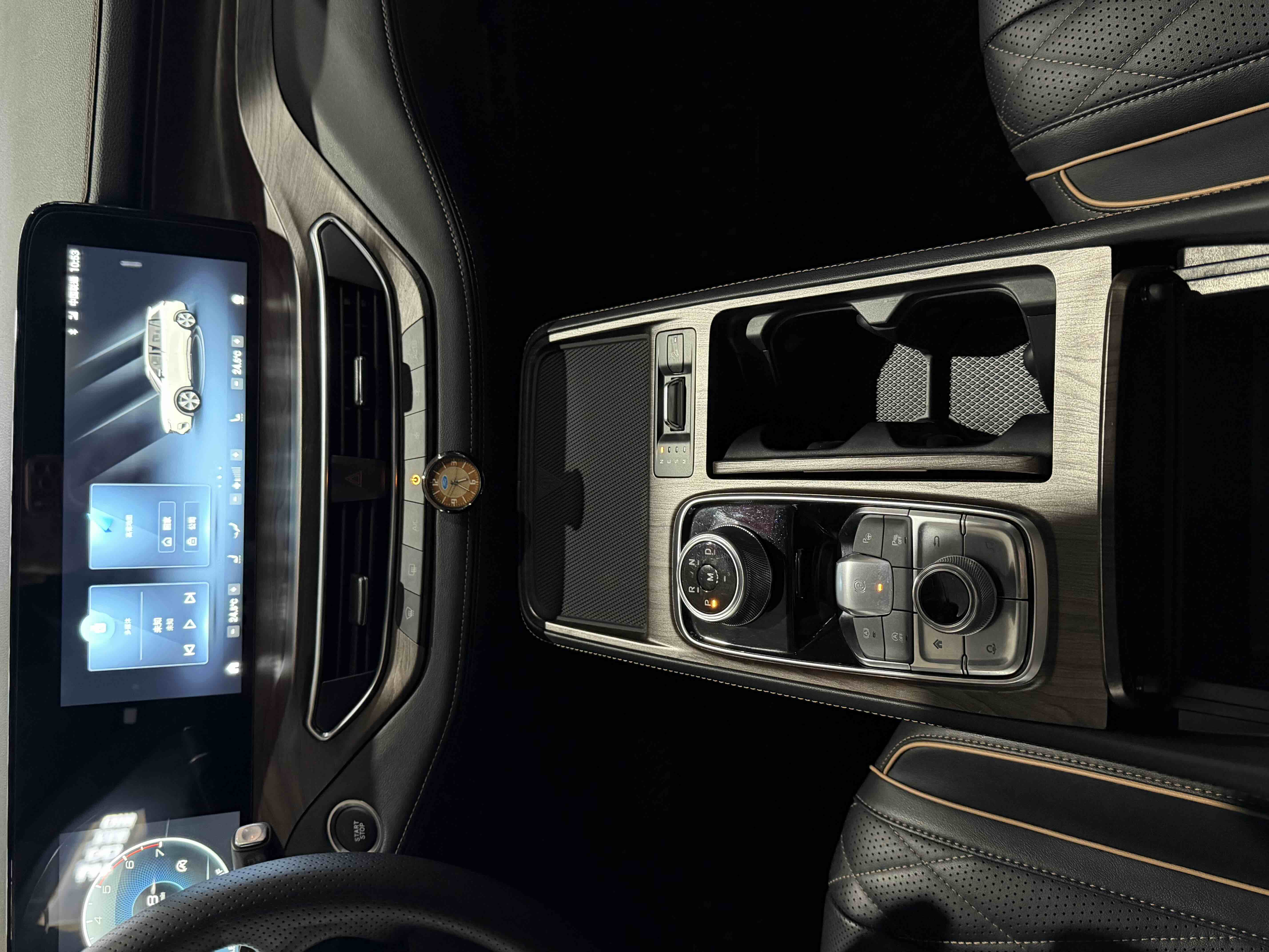 Ford Equator 2022 صورة سيارة #9