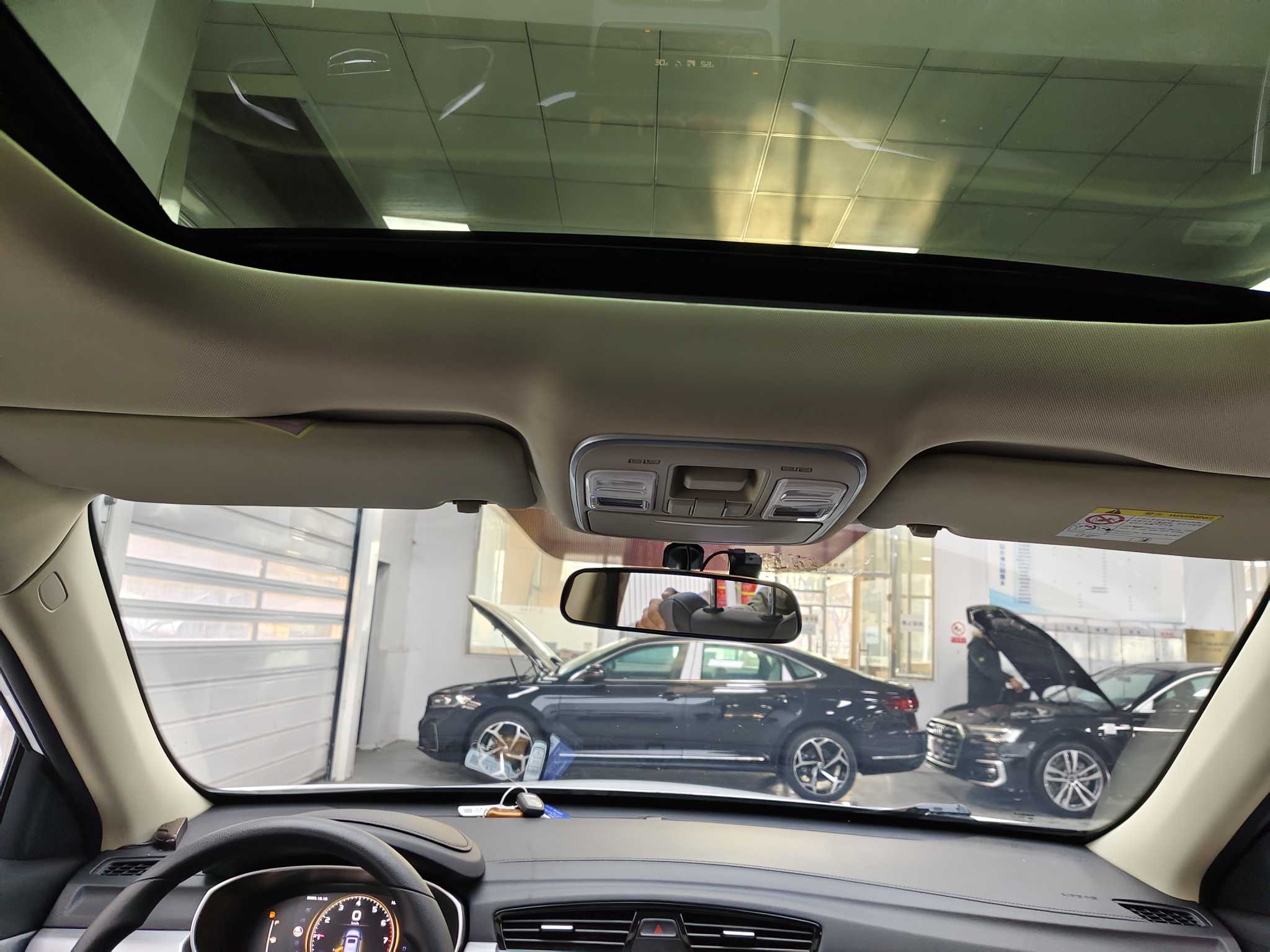 GEELY Boyue 2022 car image #9