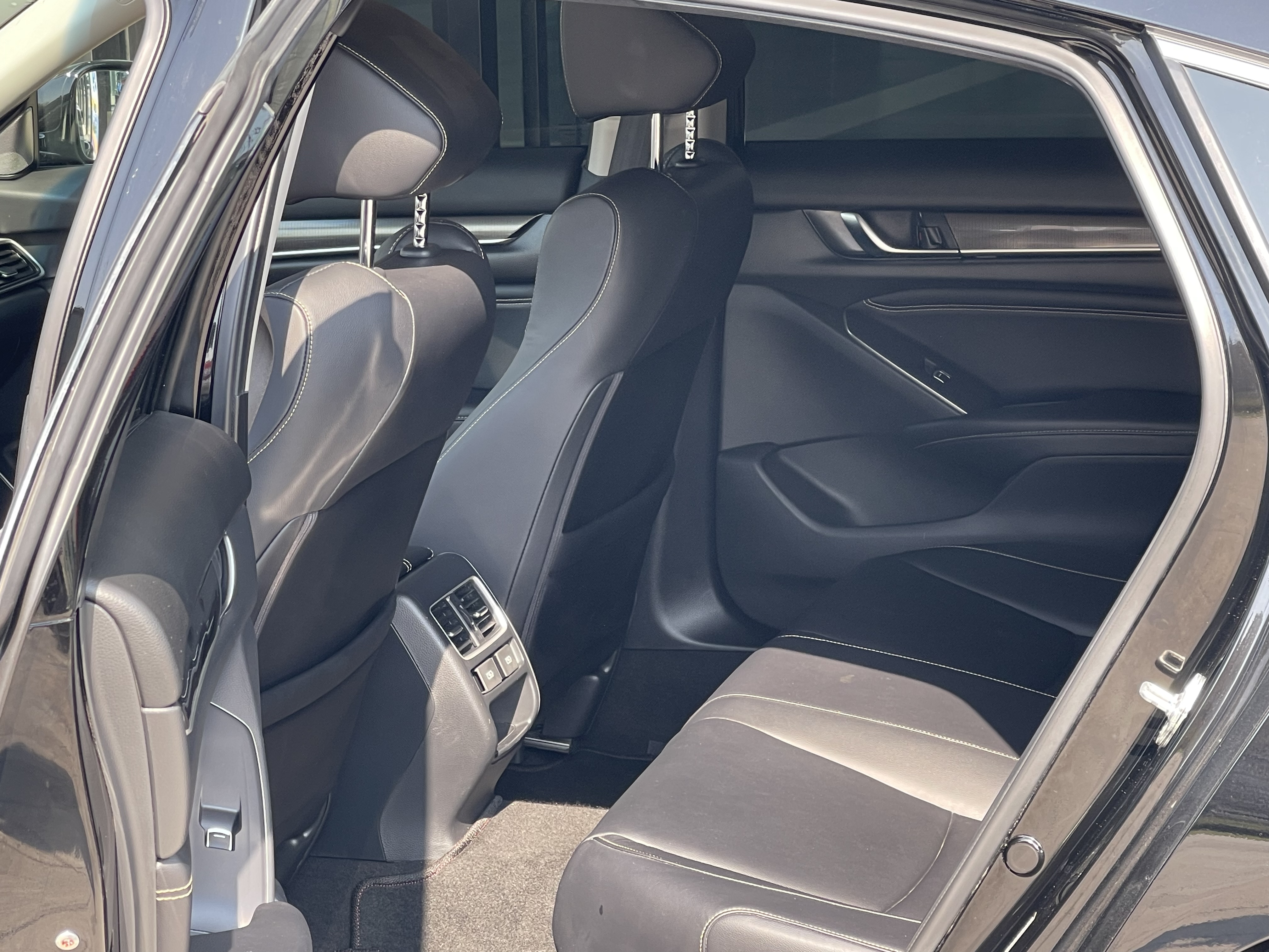 Honda Accord 2023 #9 Honda Accord 2023 car image #9