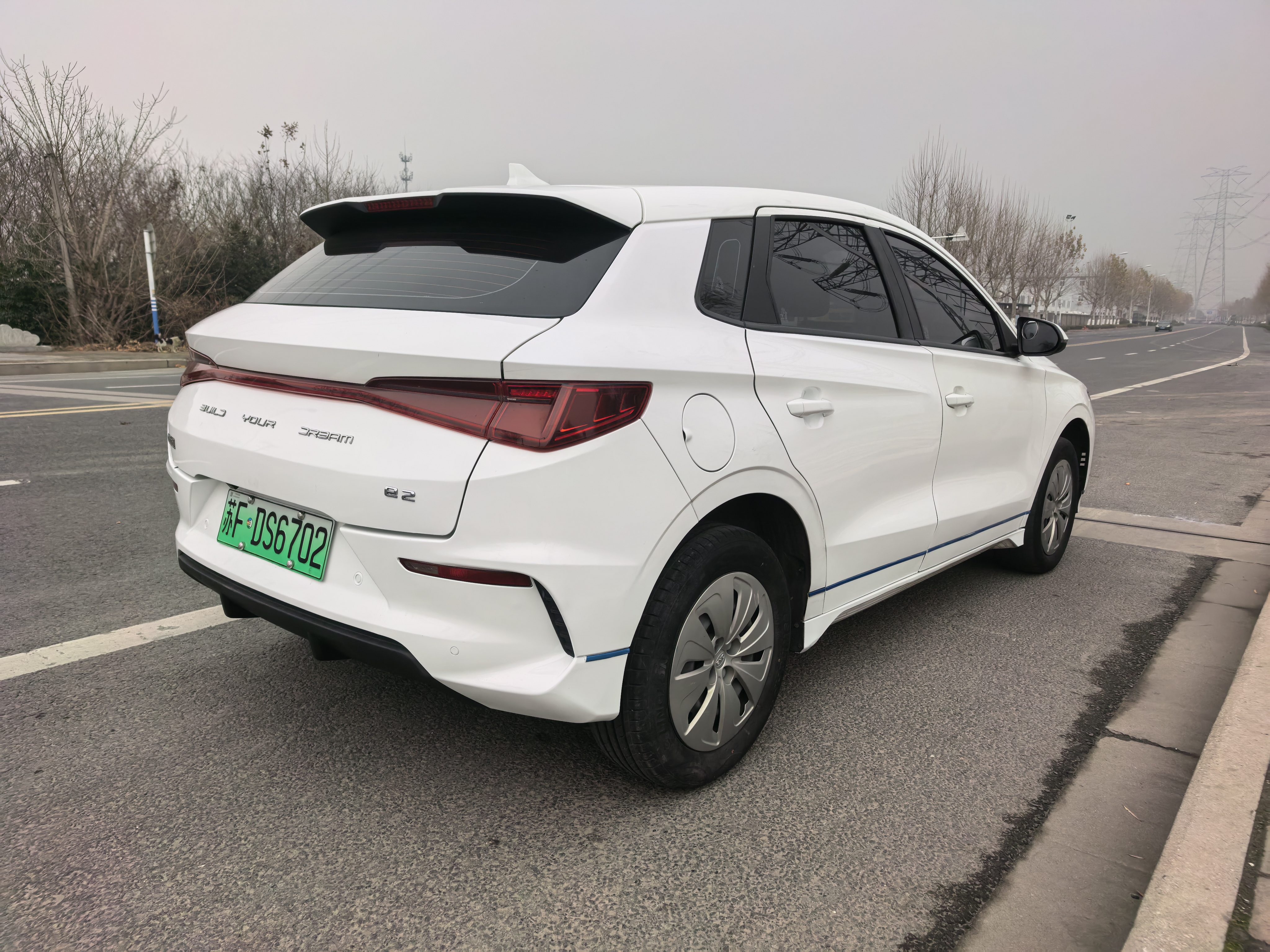 BYD e2 2021 image de voiture #9