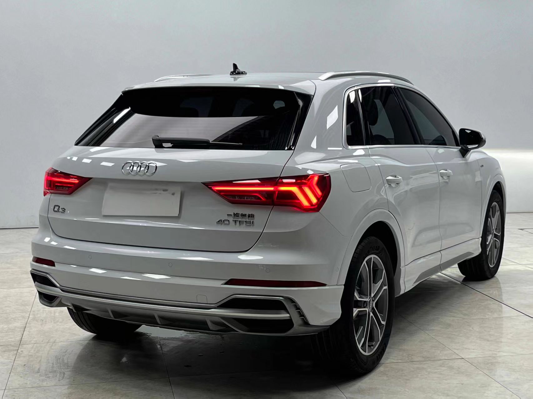 Audi Q3 2022 #9 Audi Q3 2022 car image #9