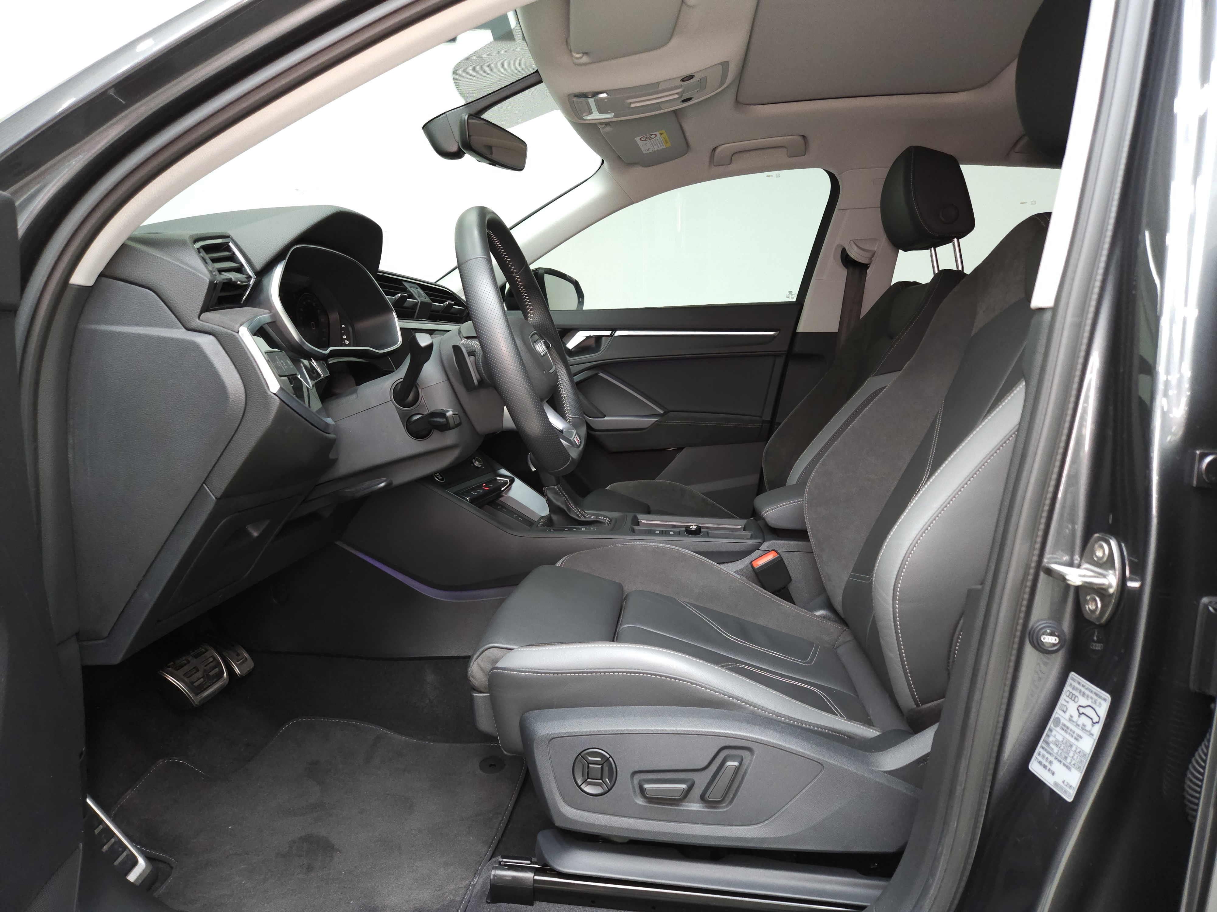 Audi Q3 Sportback 2022 #9 Audi Q3 Sportback 2022 car image #9