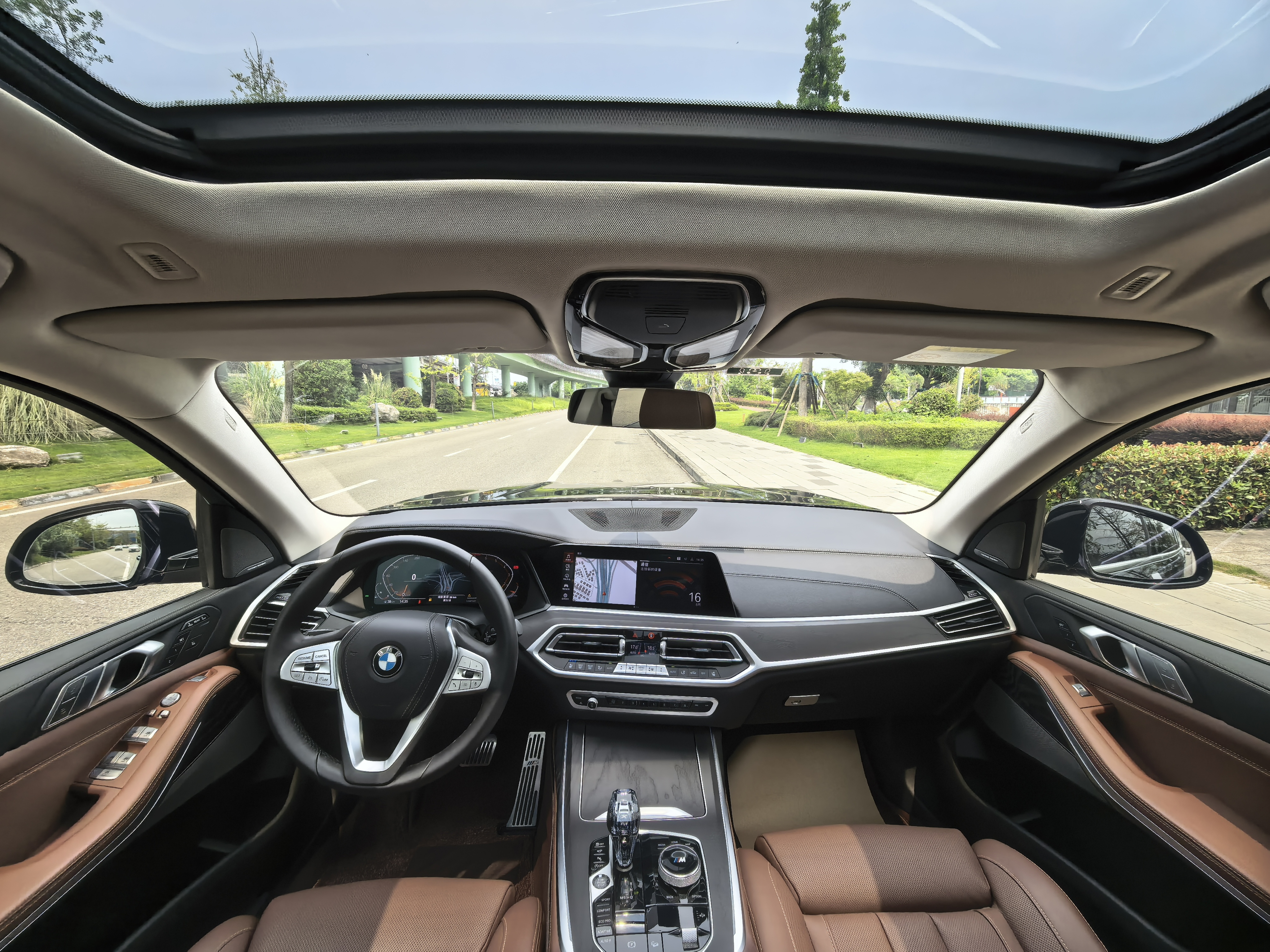 BMW X7 M60i 2021 #9 BMW X7 M60i 2021 immagine di auto #9