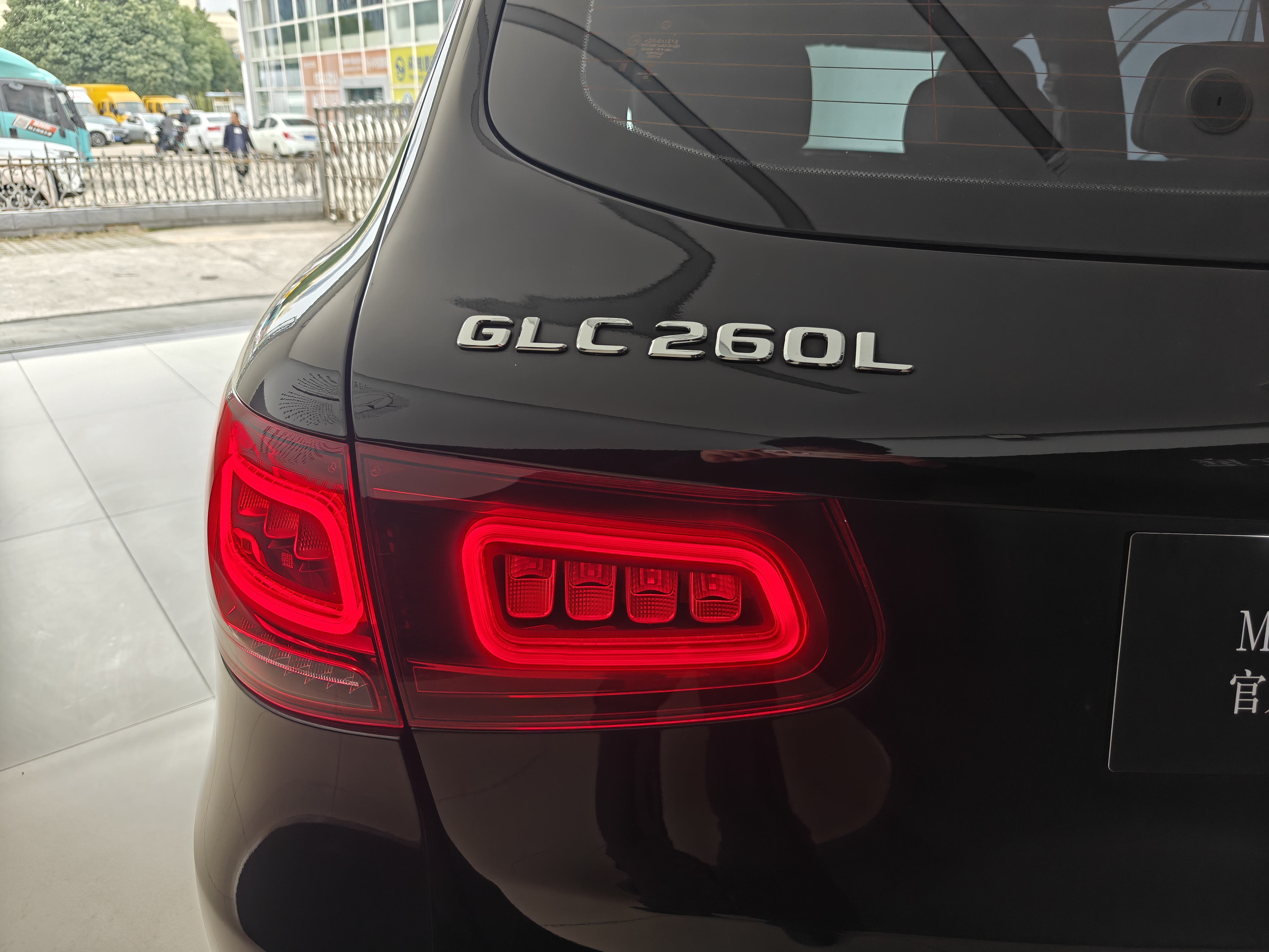 Mercedes-Benz GLC Class 2022 car image #9