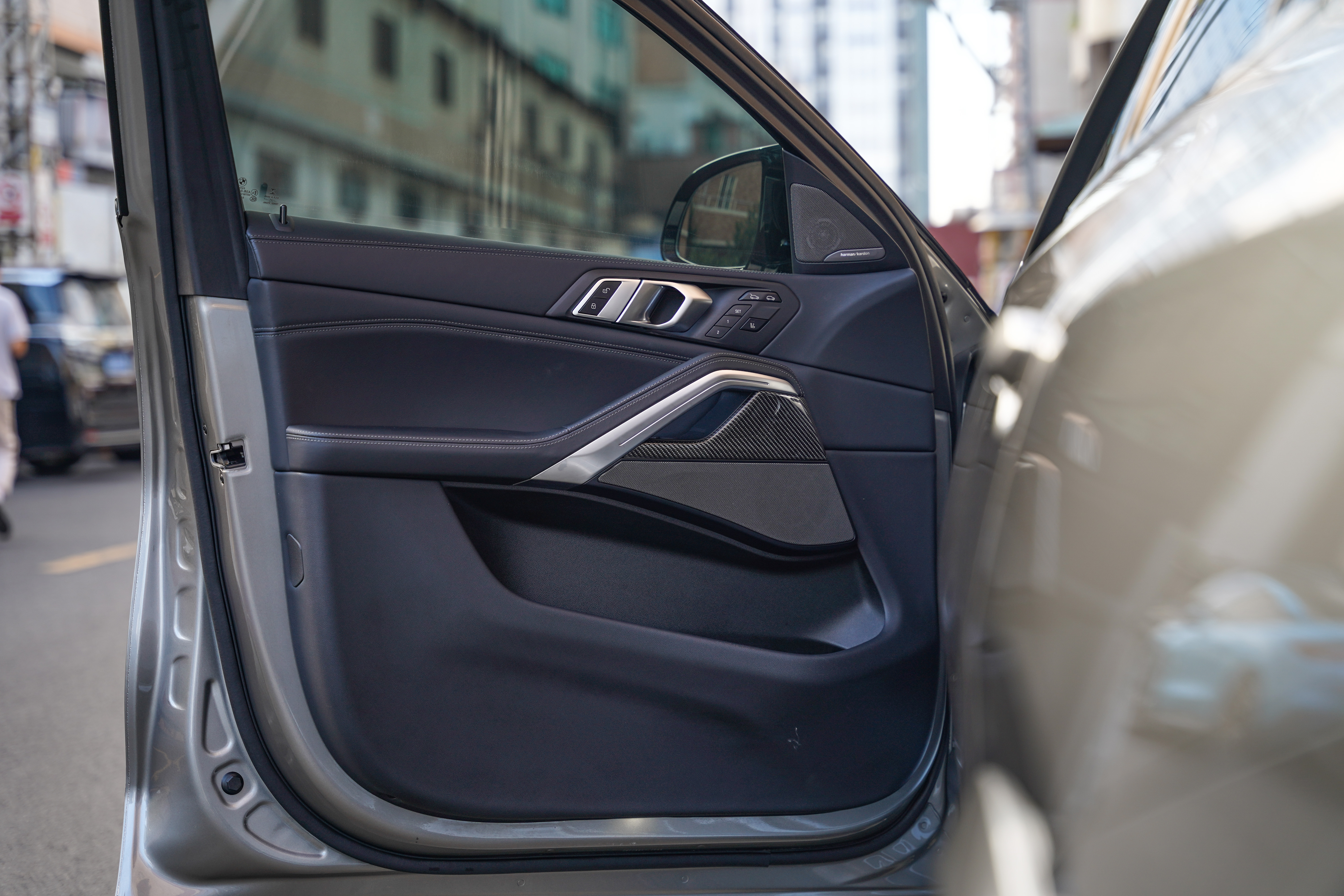 BMW X6 M 2022 #9 BMW X6 M 2022 car image #9