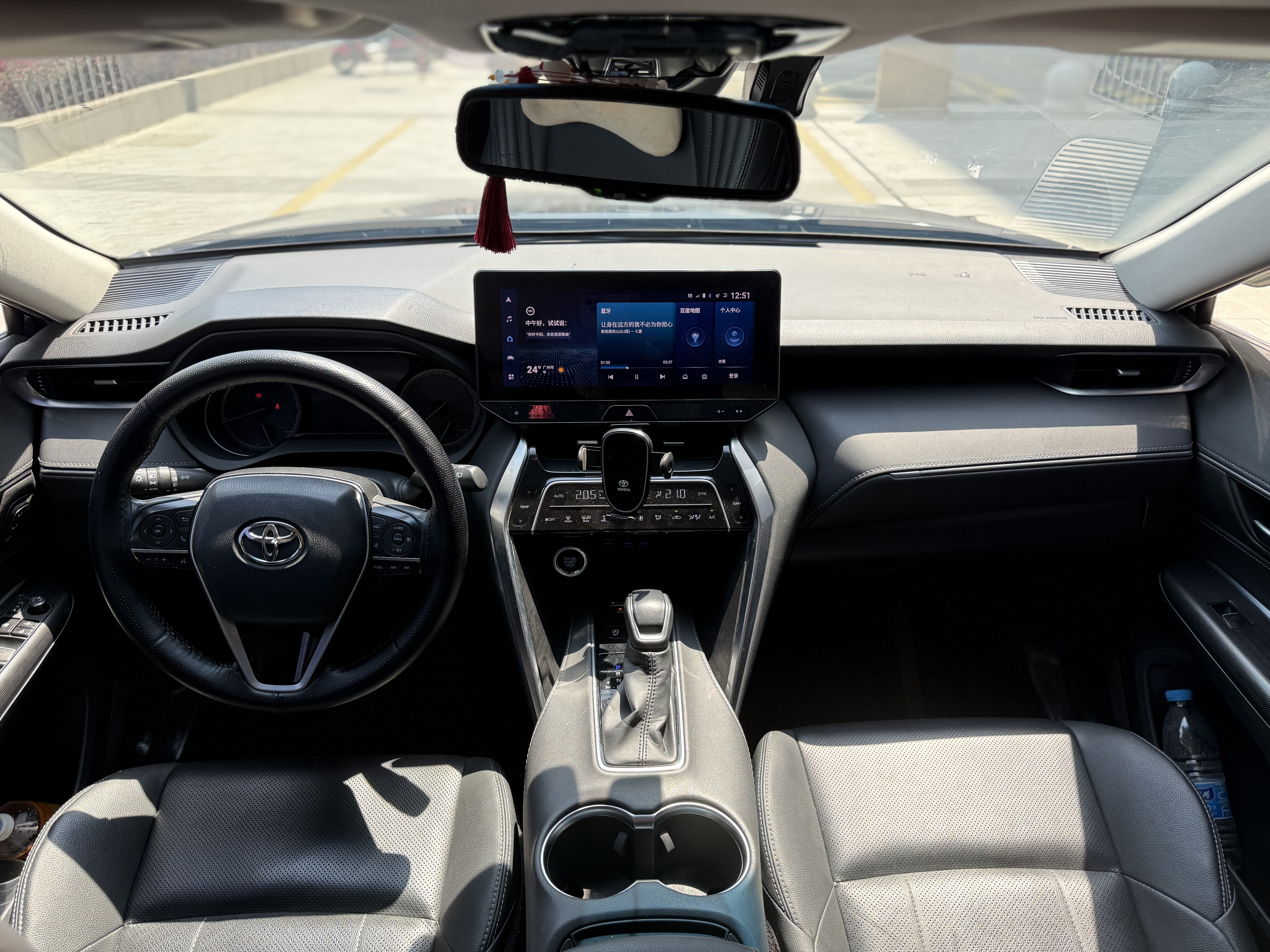 Toyota Harrier 2022 car image #9