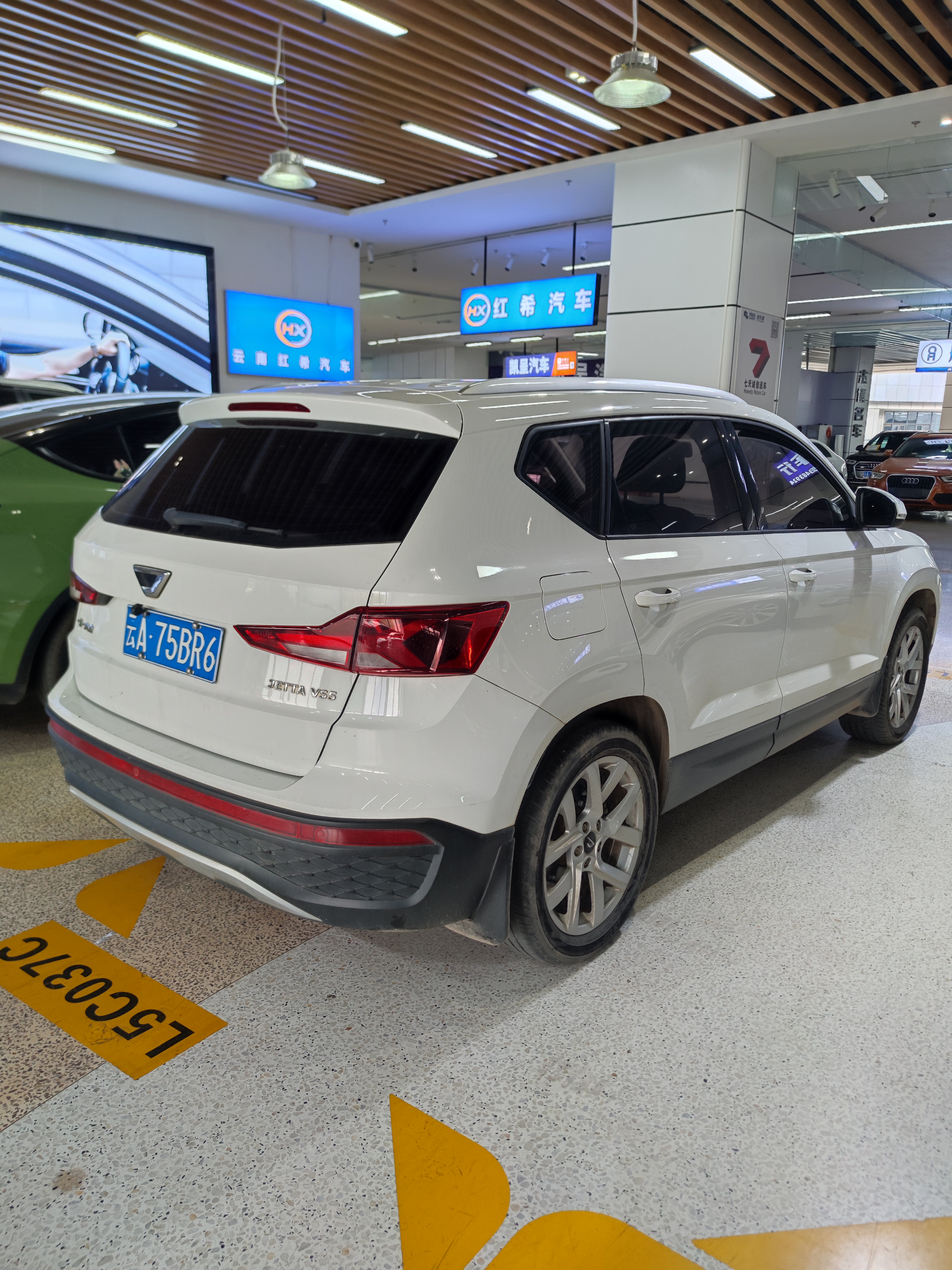 VS5 2022 #9 VS5 2022 car image #9