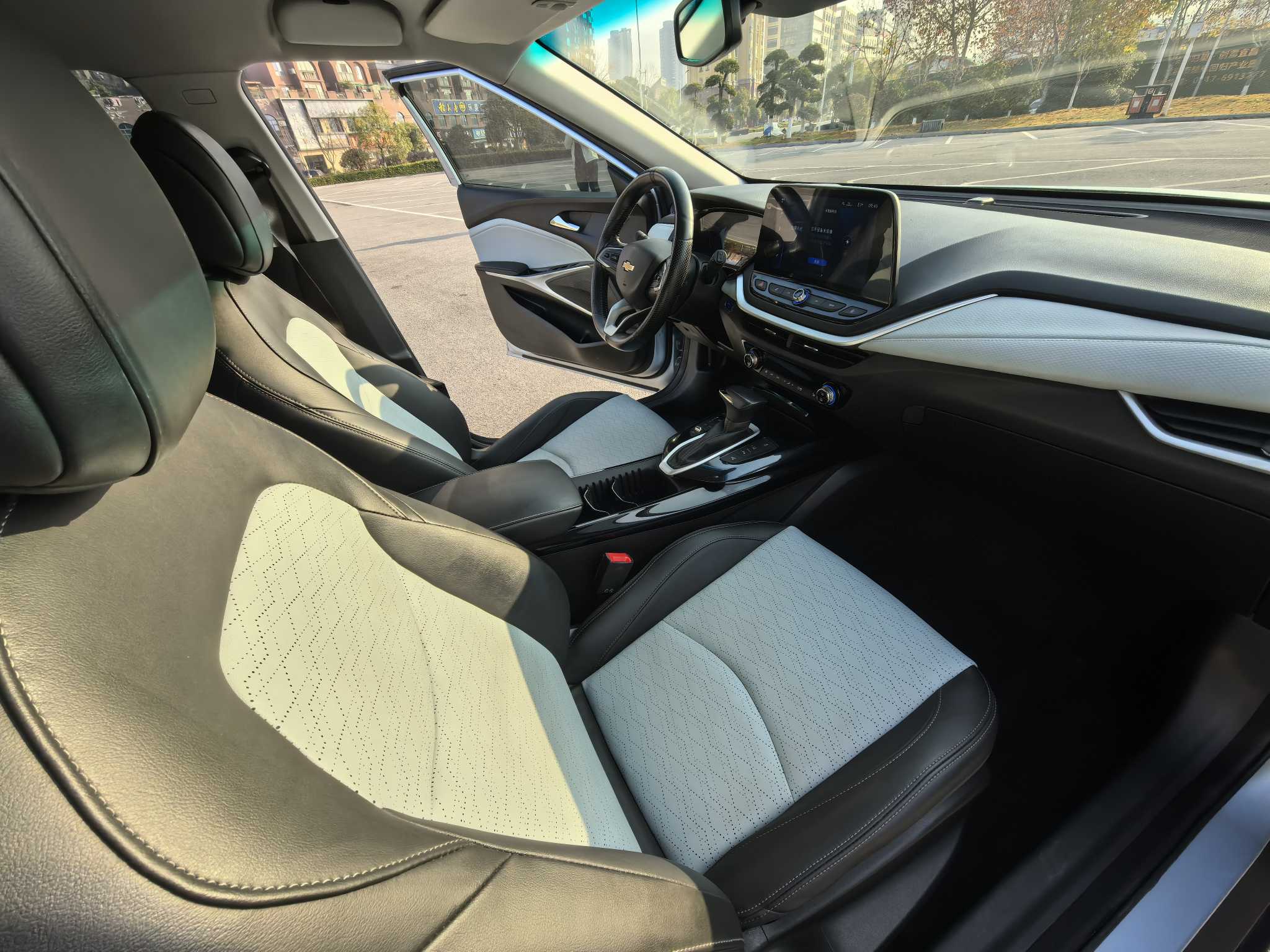 Chevrolet Charm 2022 car image #9