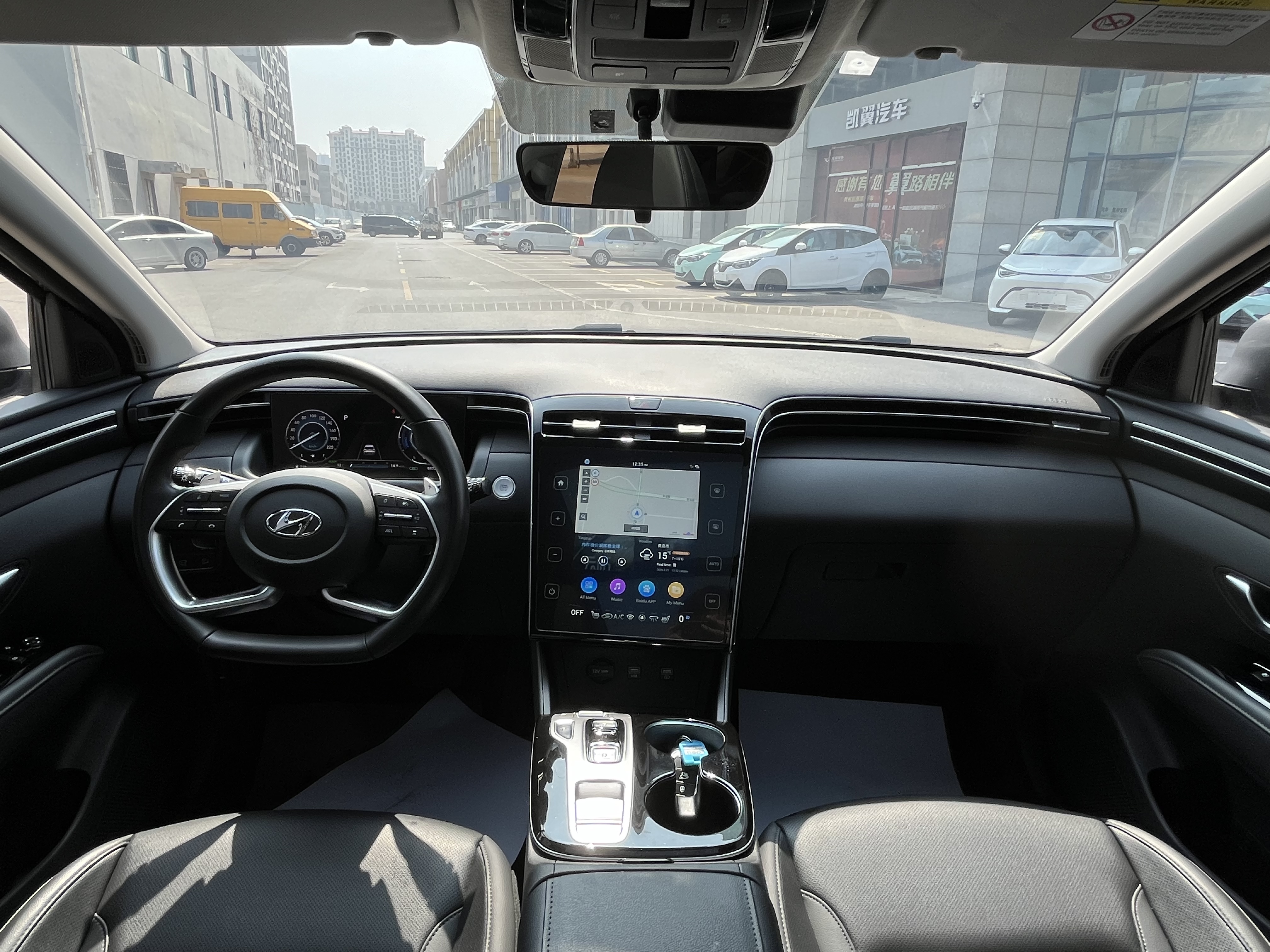 Hyundai Tucson 2022 immagine di auto #9