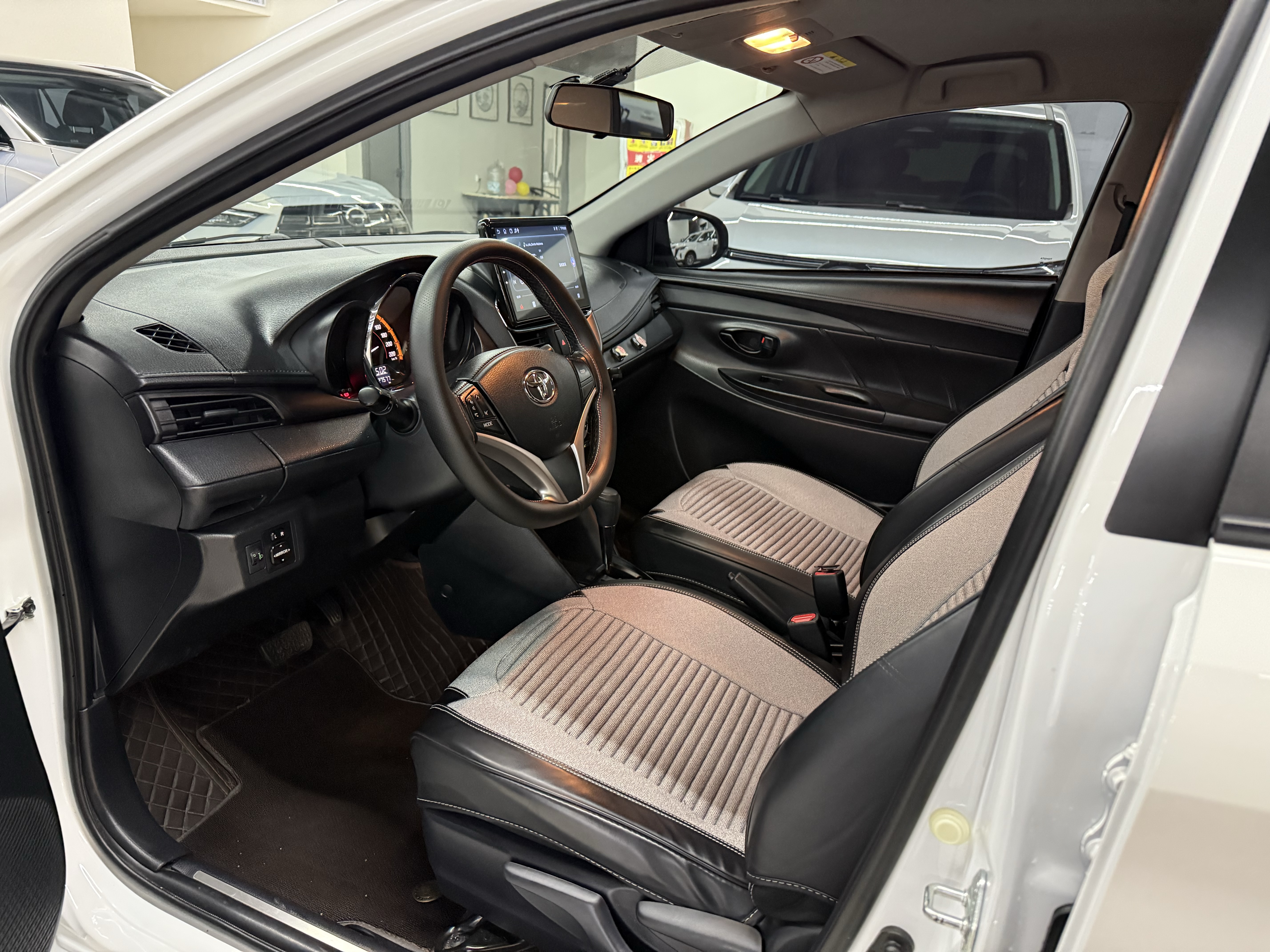 Yaris L Zhixuan 2023 car image #9