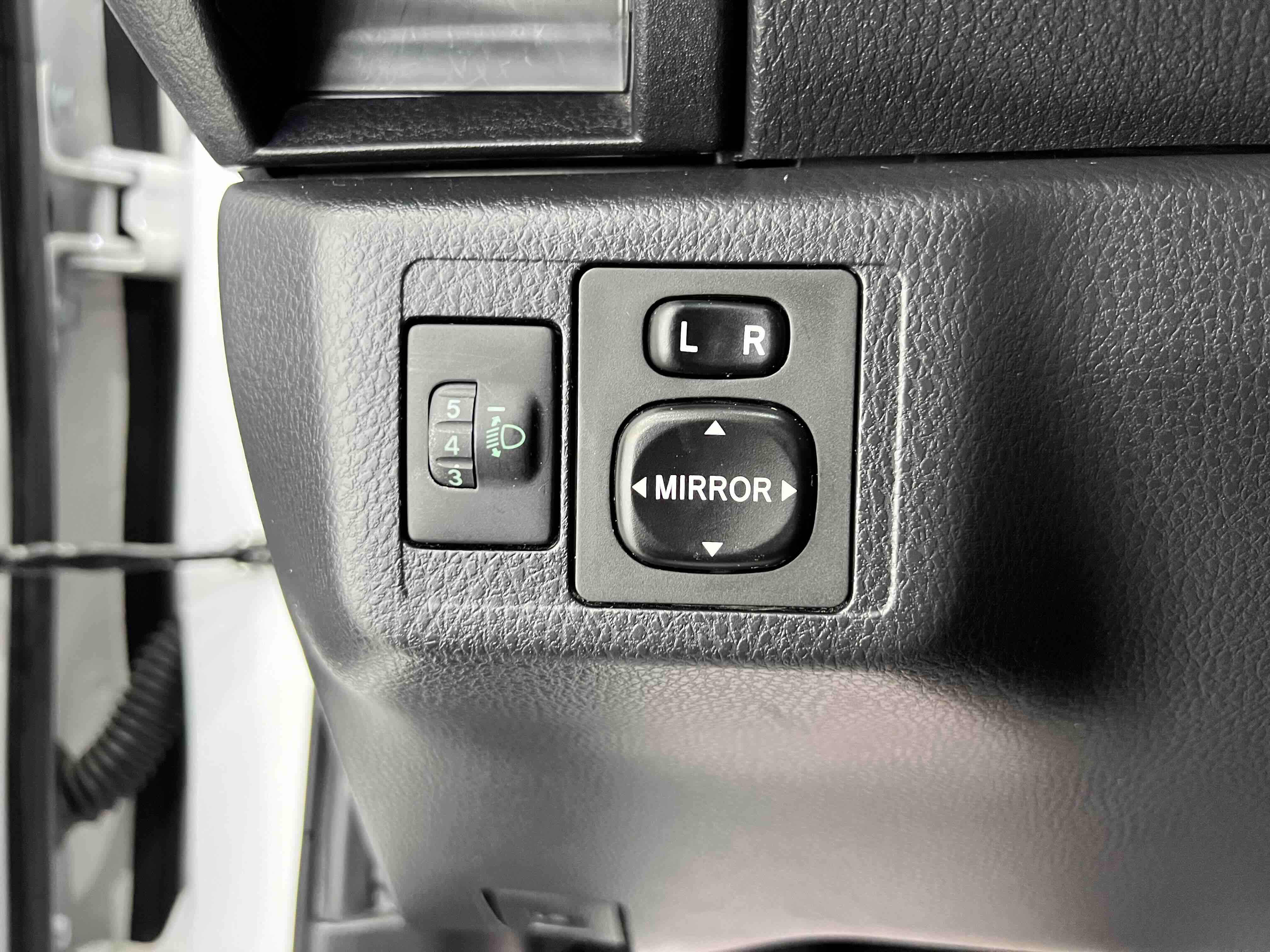 Yaris L Zhixuan 2023 #9 Yaris L Zhixuan 2023 car image #9