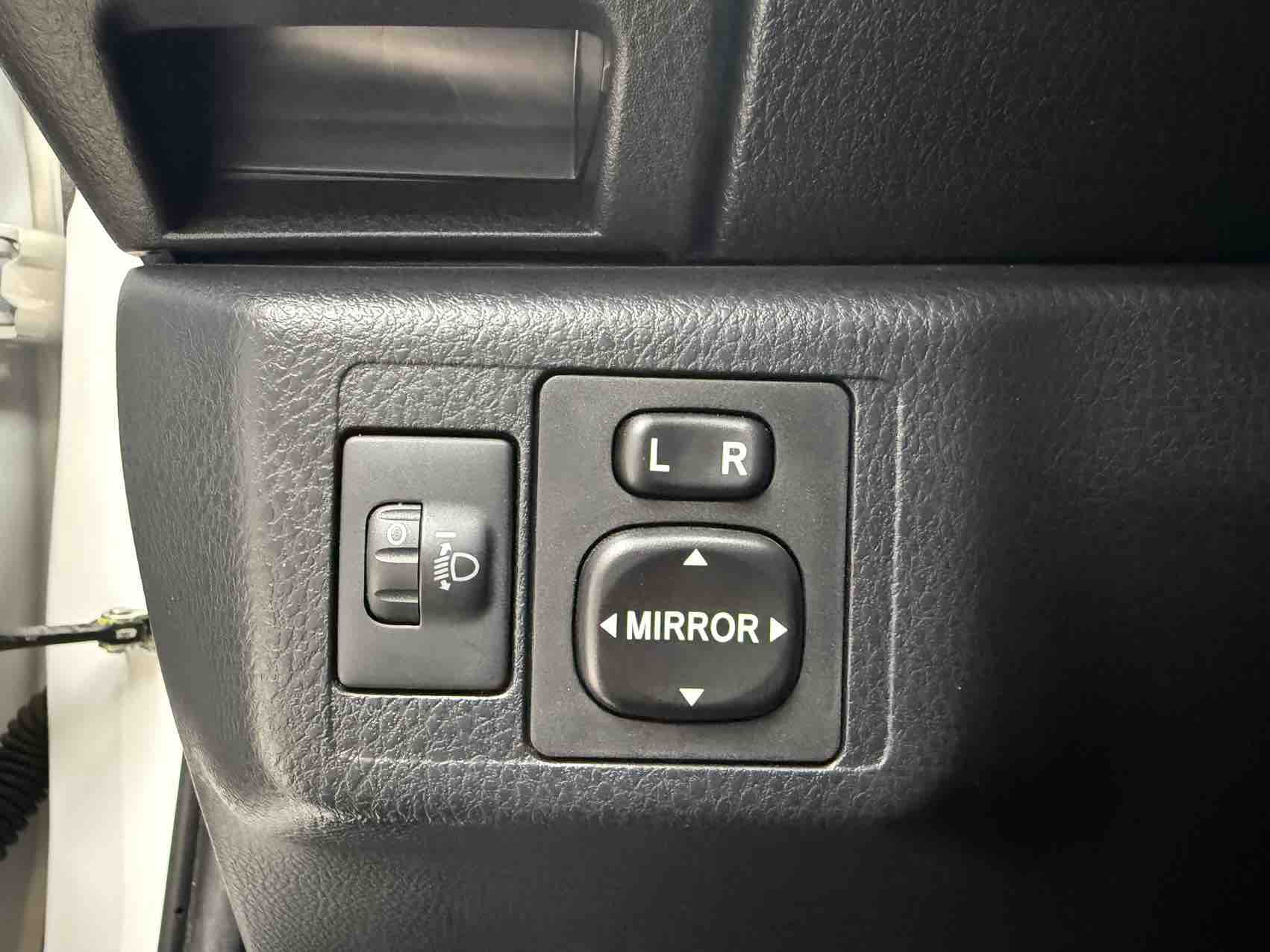 Yaris L Zhixuan 2023 #9 Yaris L Zhixuan 2023 car image #9