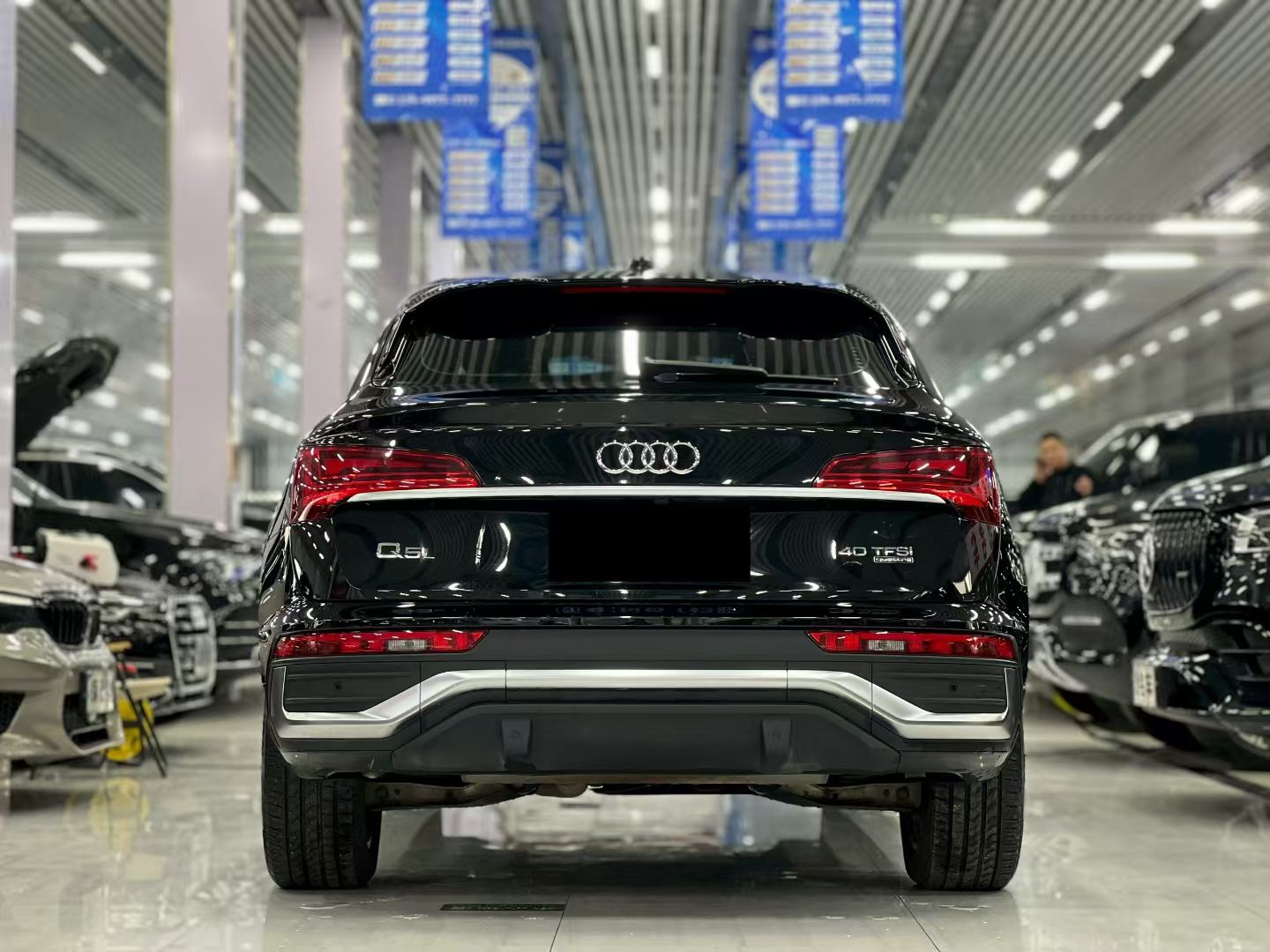 Audi Q5L Sportback 2022 immagine di auto #9