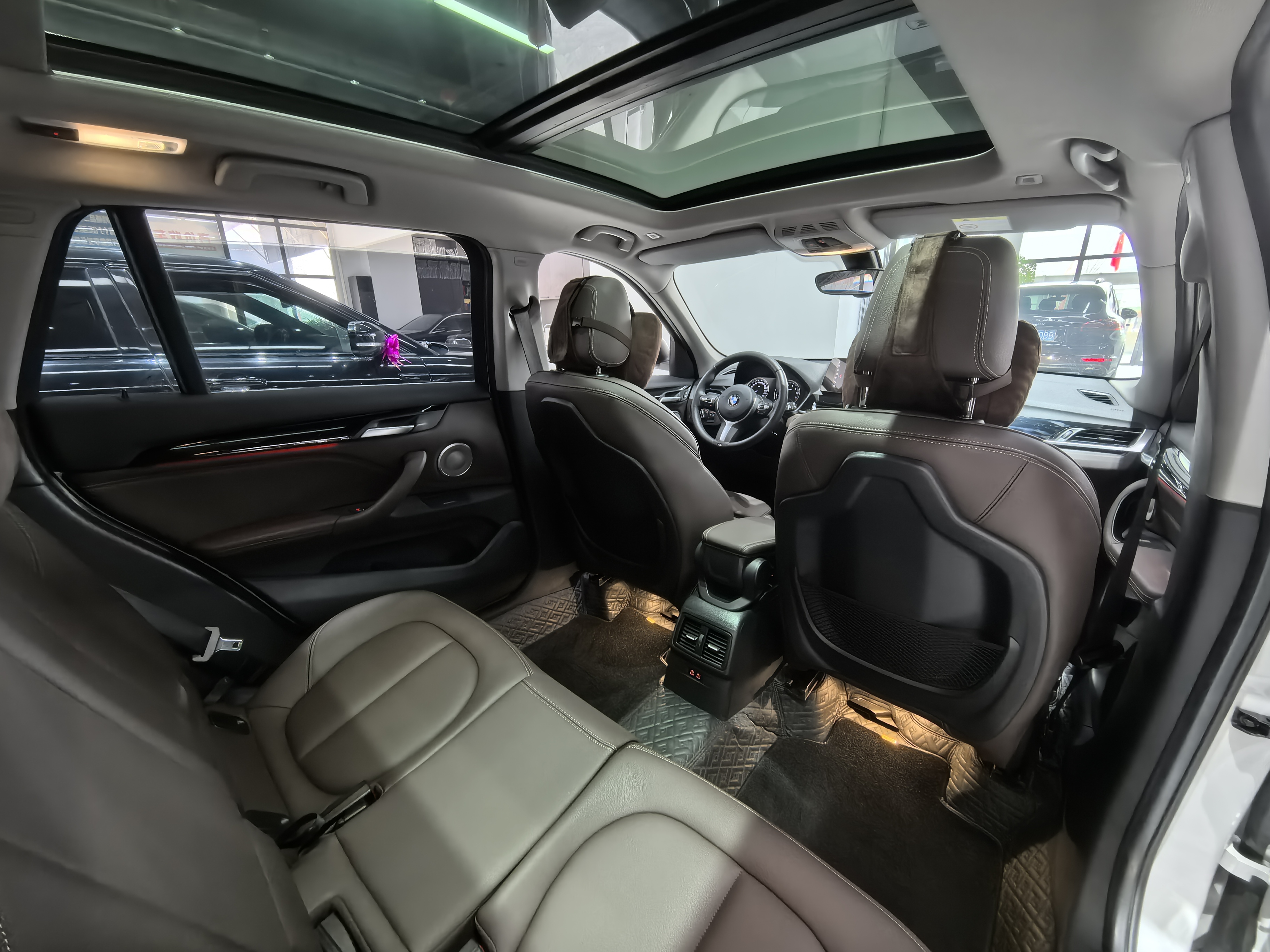 BMW X1 2023 car image #9