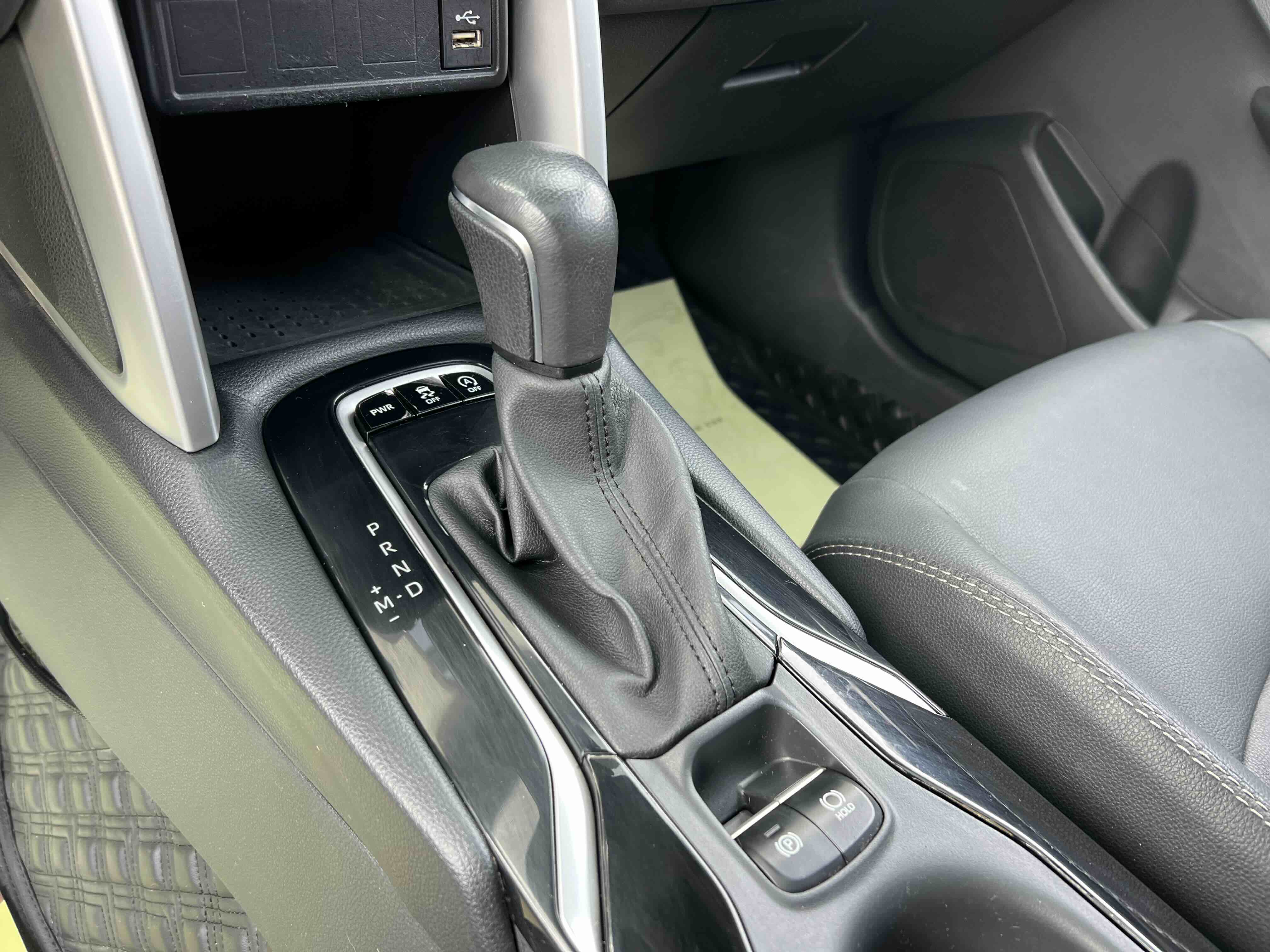 Toyota Corolla Cross 2022 #9 Toyota Corolla Cross 2022 car image #9