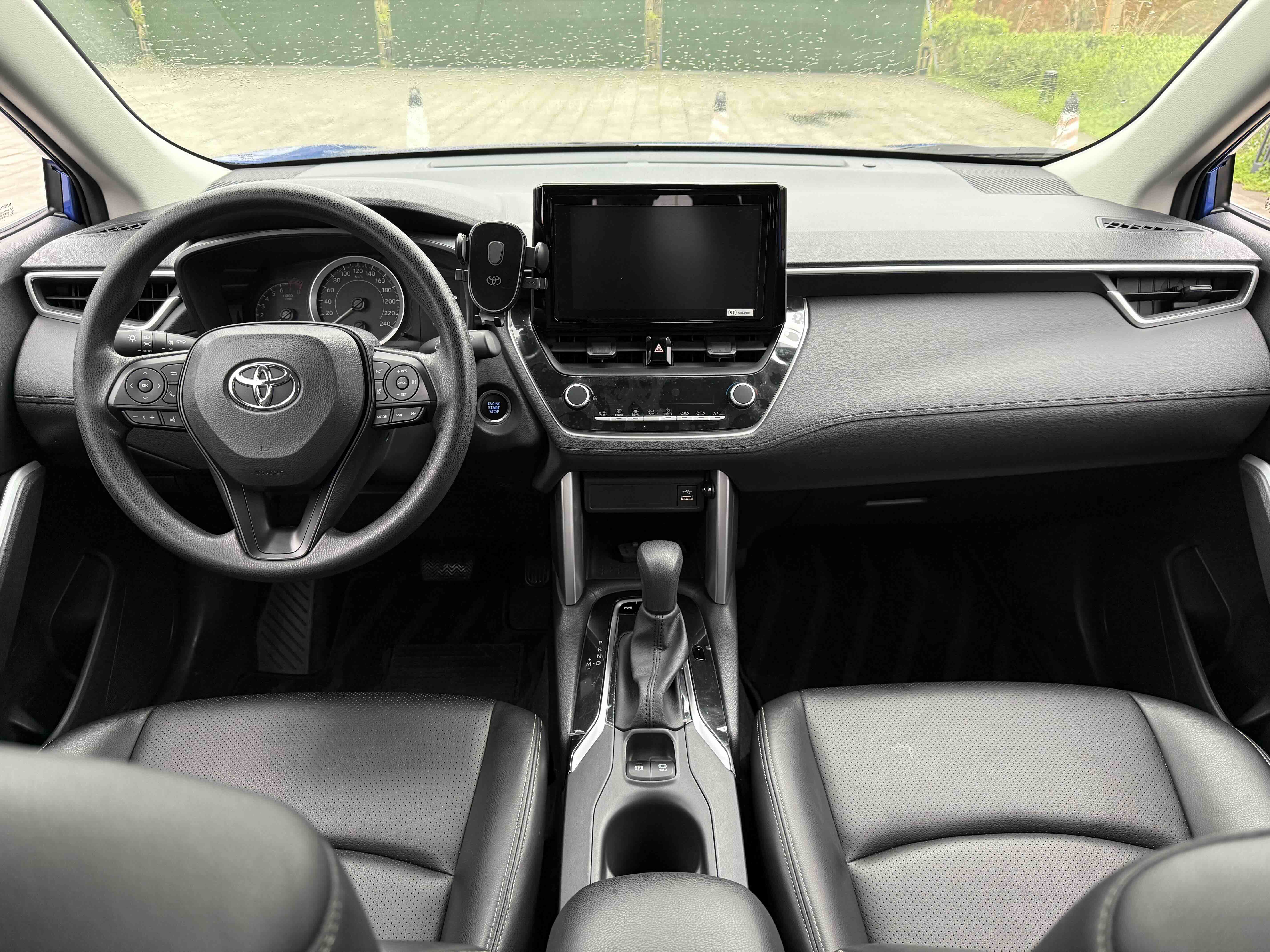 Toyota Corolla Cross 2023 car image #9