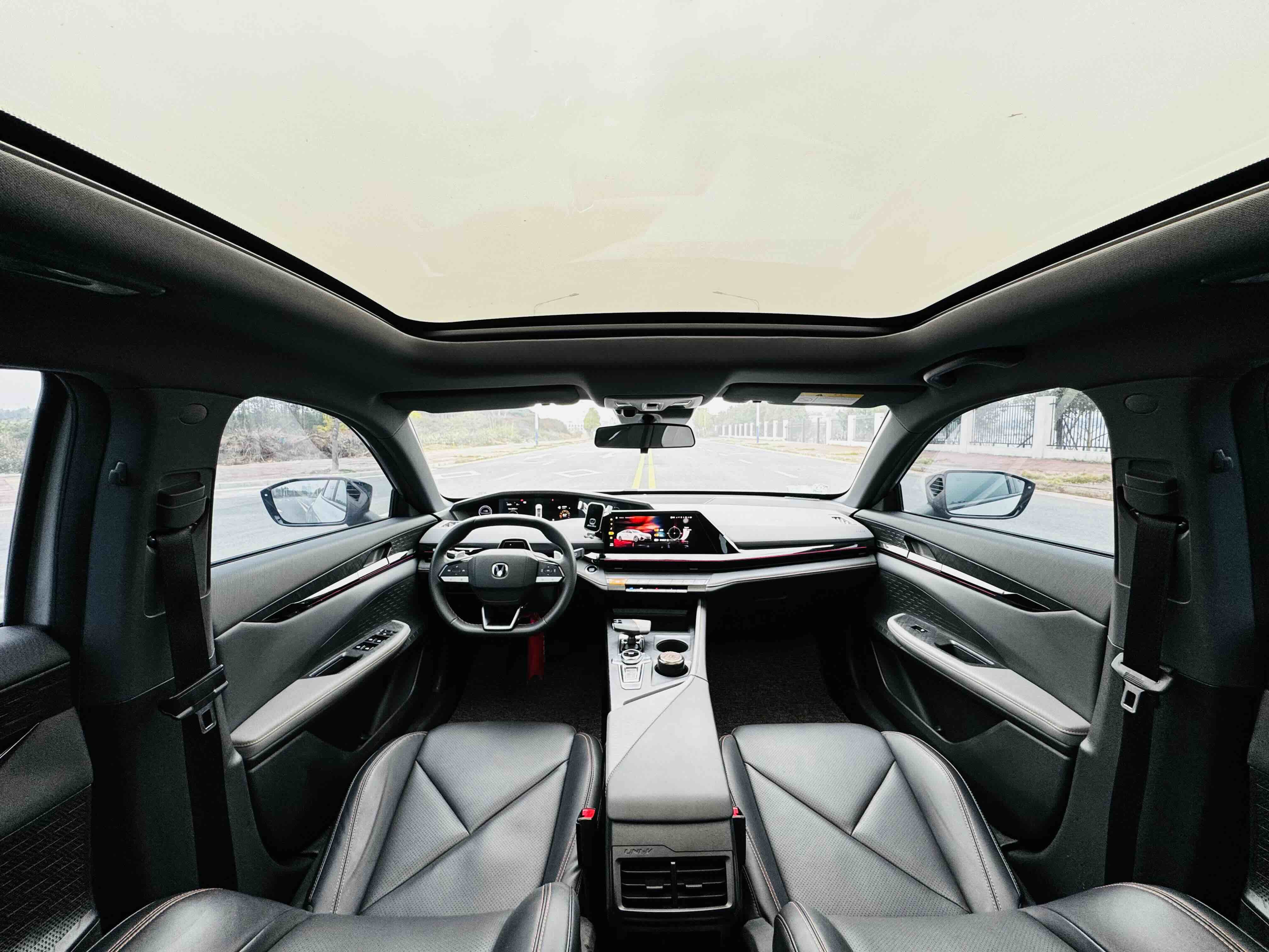 Changan UNI-V 2022 car image #9