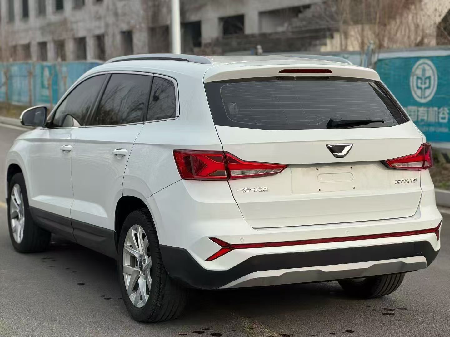 Jetta VS7 2023 car image #9