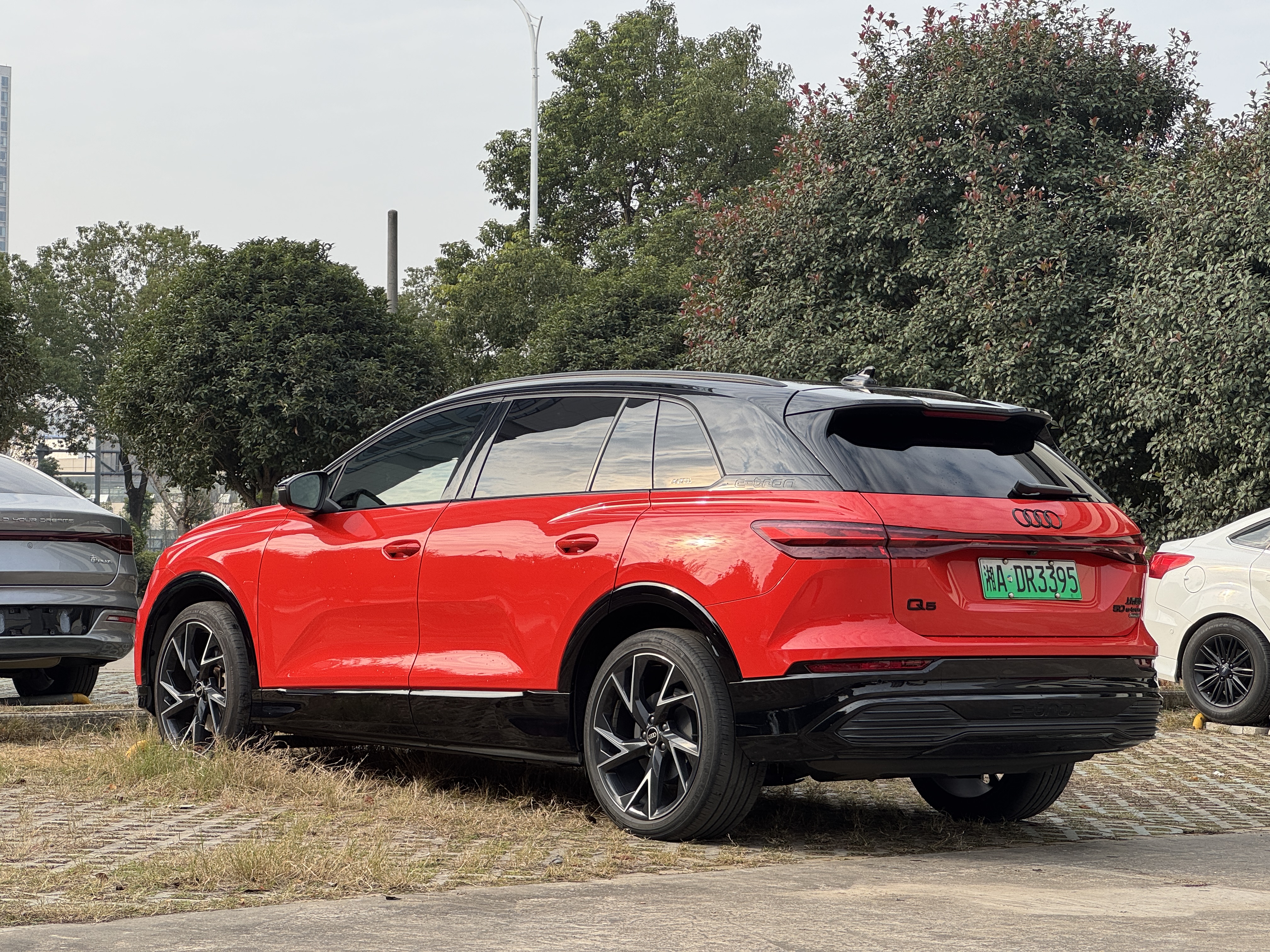 Audi Q5 e-tron 2022 imagen de coche #9