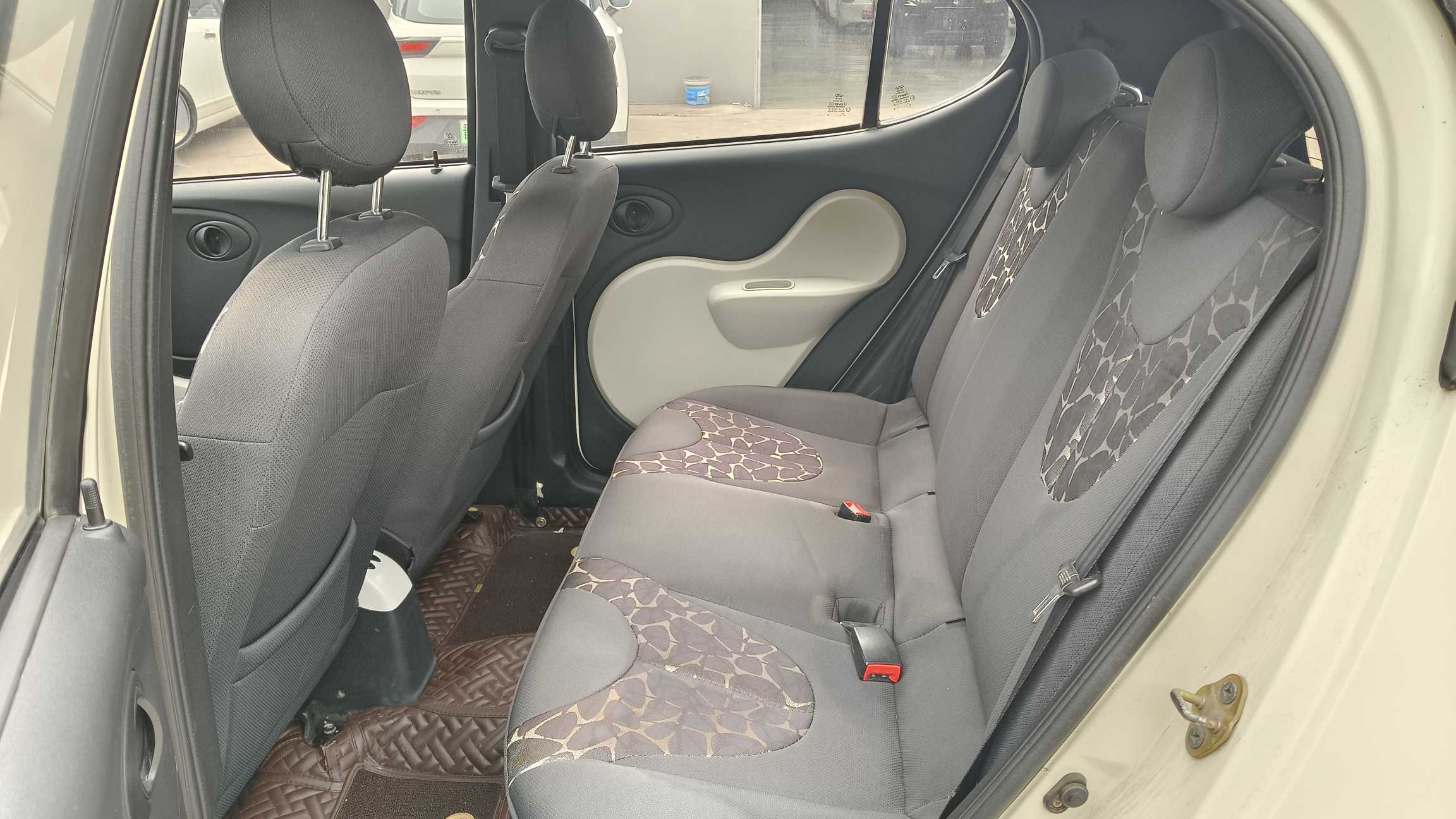 Chery QQ 2014 car image #9