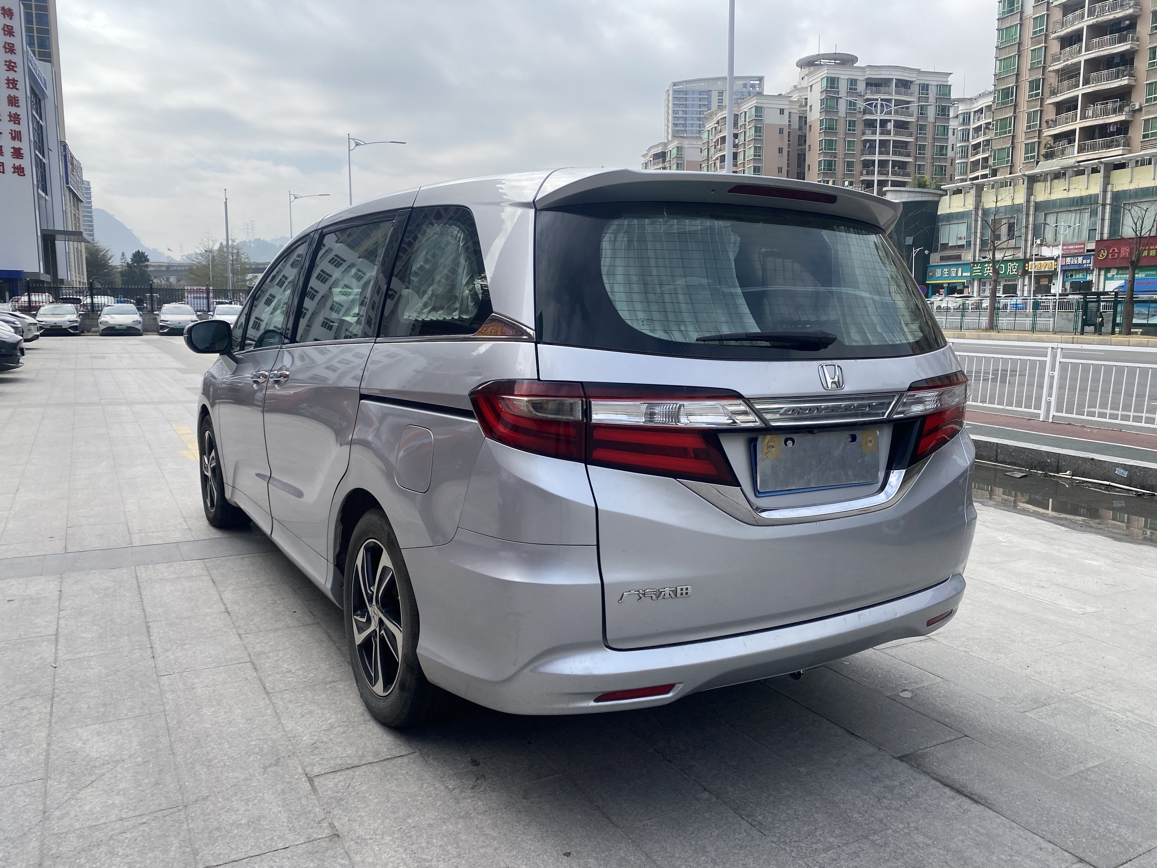 Honda ODYSSEY 2015 #9 Honda ODYSSEY 2015 car image #9