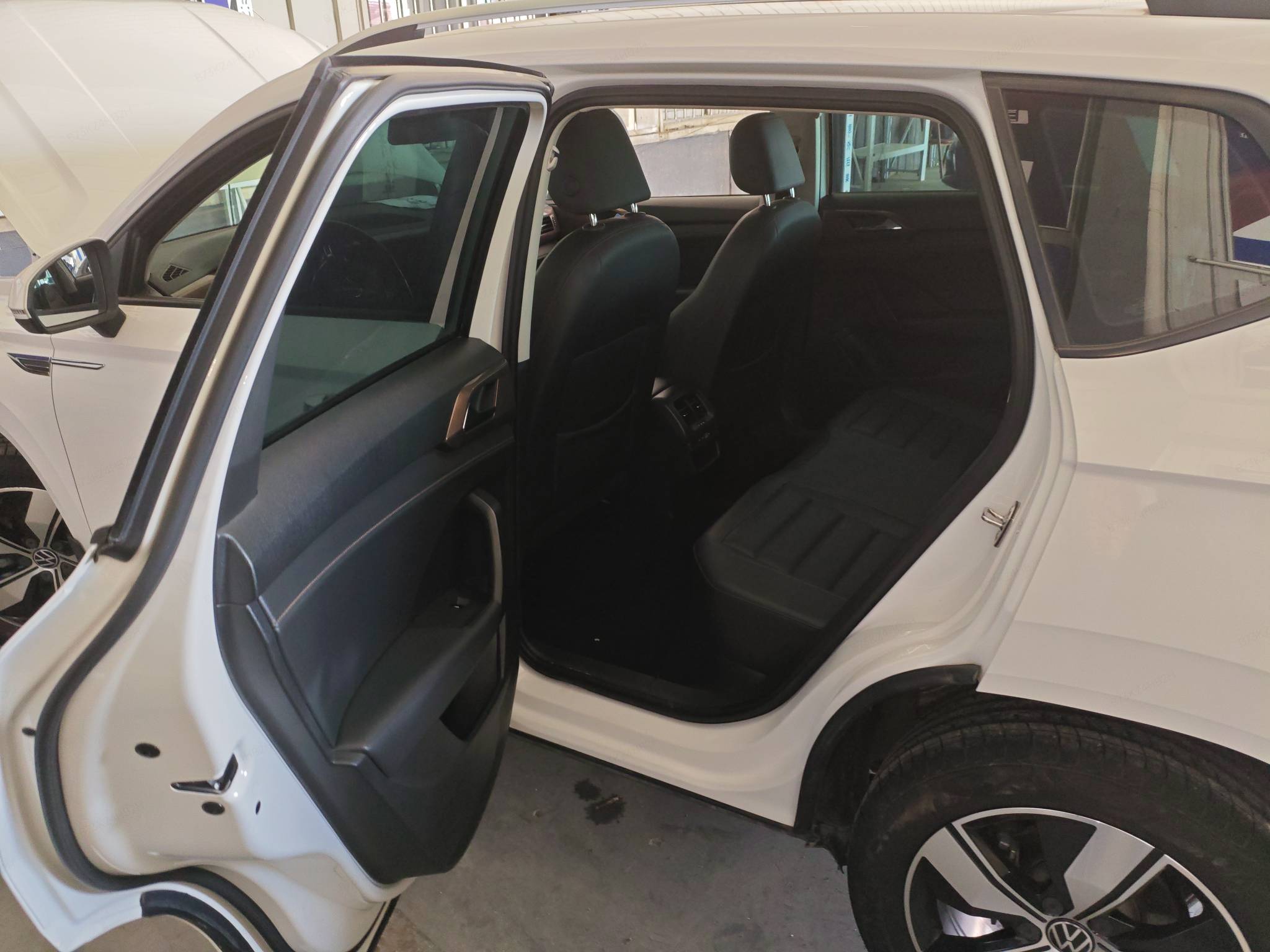 Volkswagen Tharu 2022 car image #9