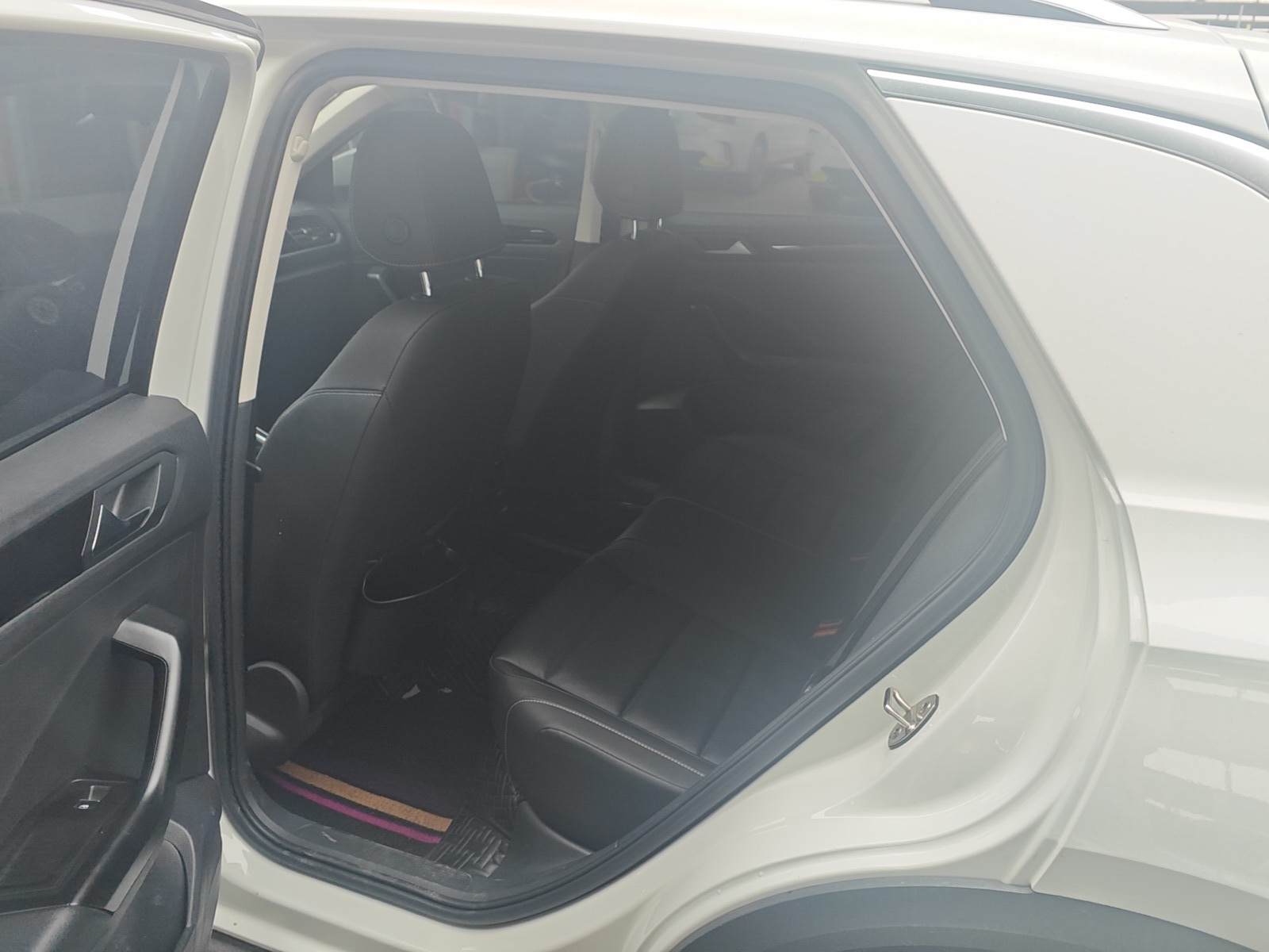 T-Roc 2022 #9 T-Roc 2022 car image #9