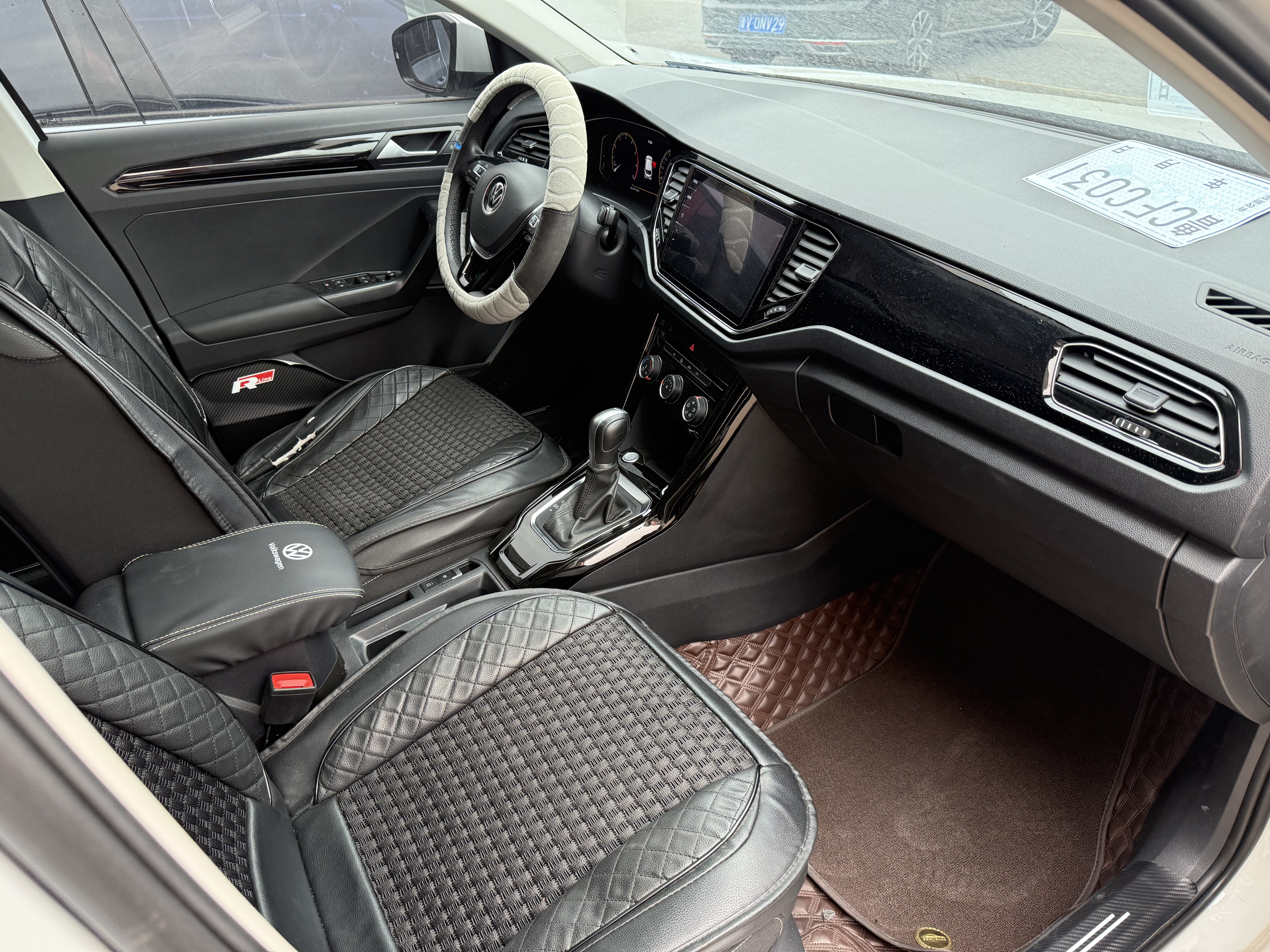 T-Roc 2022 #9 T-Roc 2022 car image #9