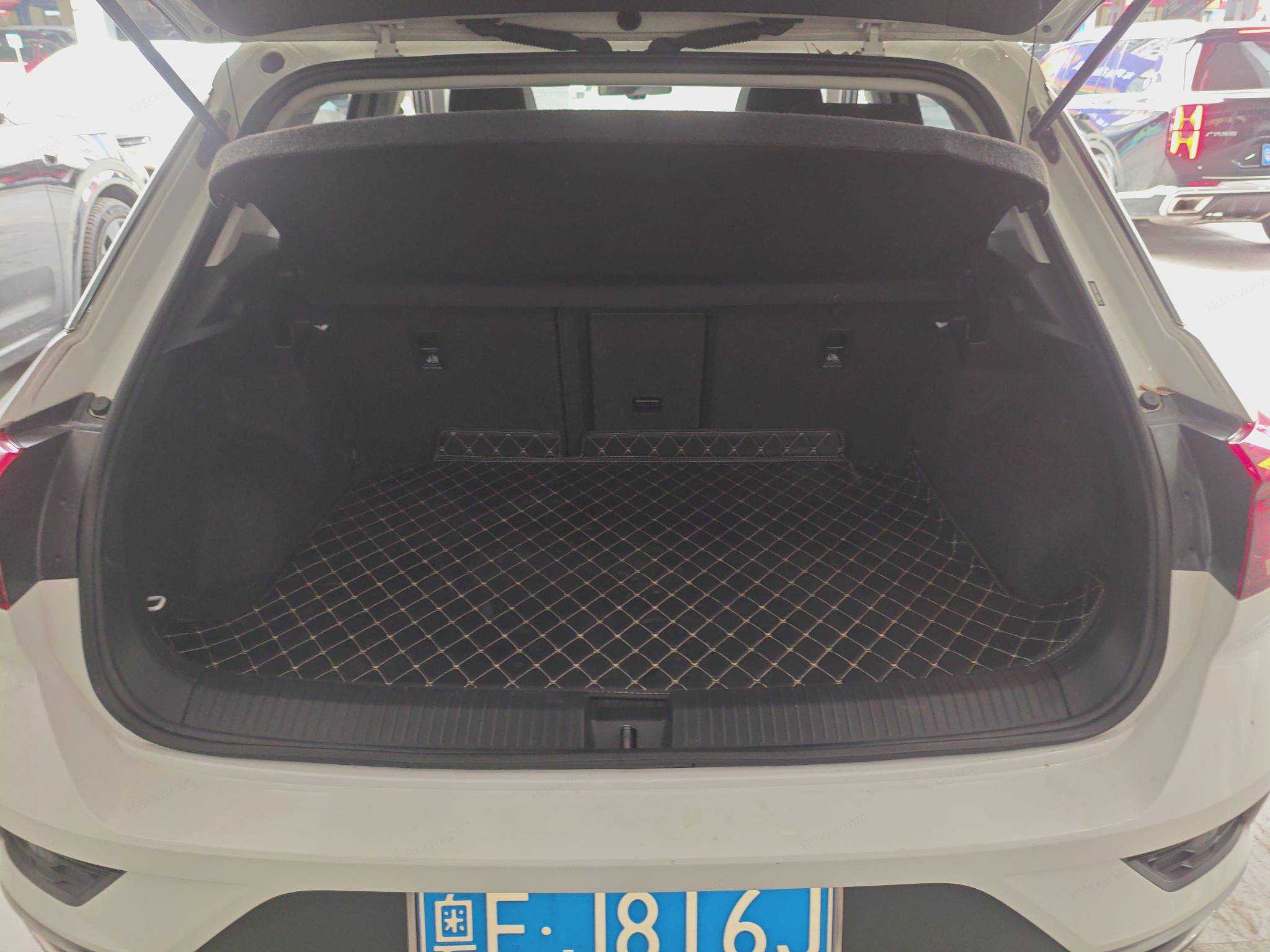 T-Roc 2022 car image #9