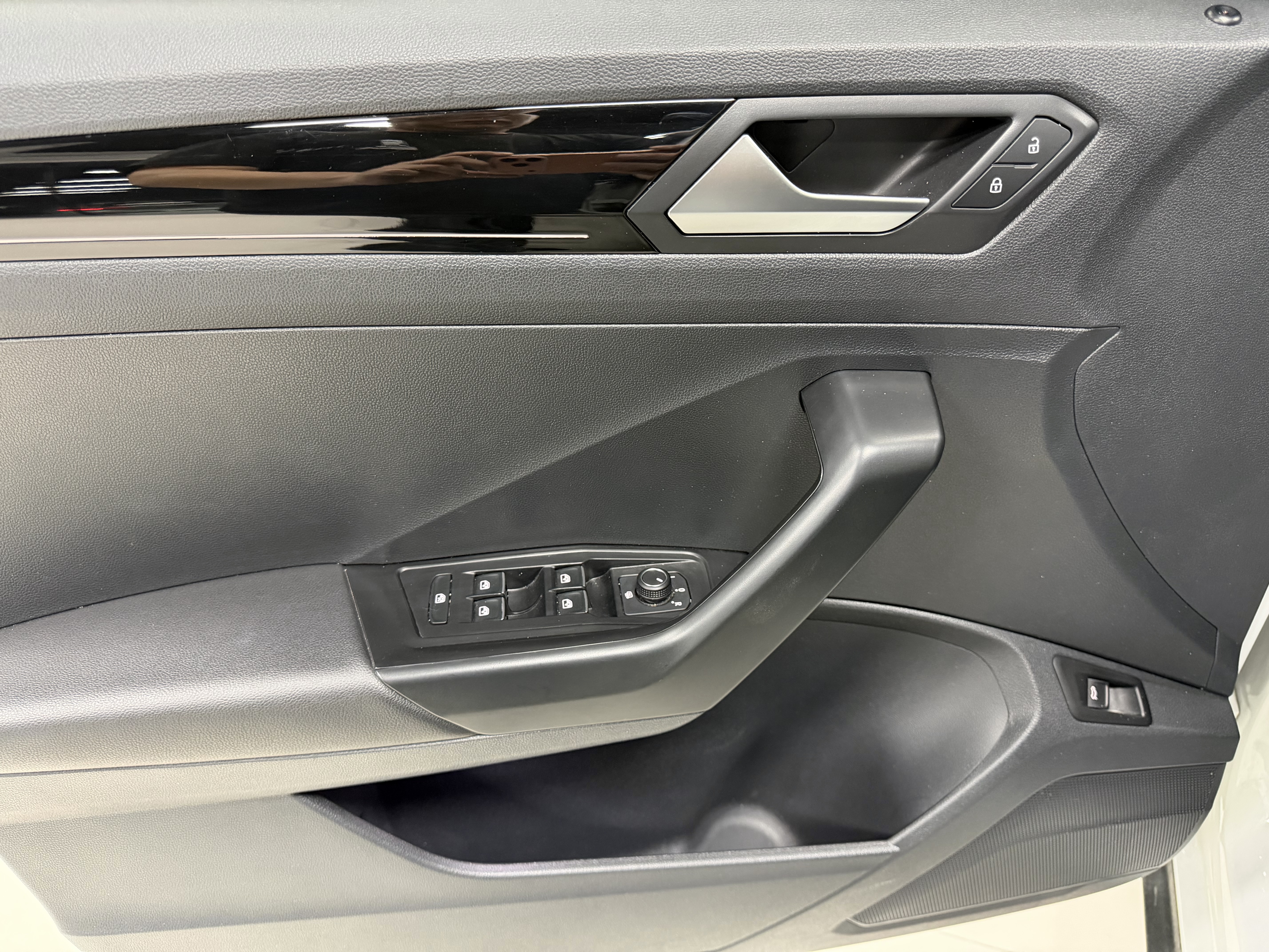 T-Roc 2022 #9 T-Roc 2022 car image #9
