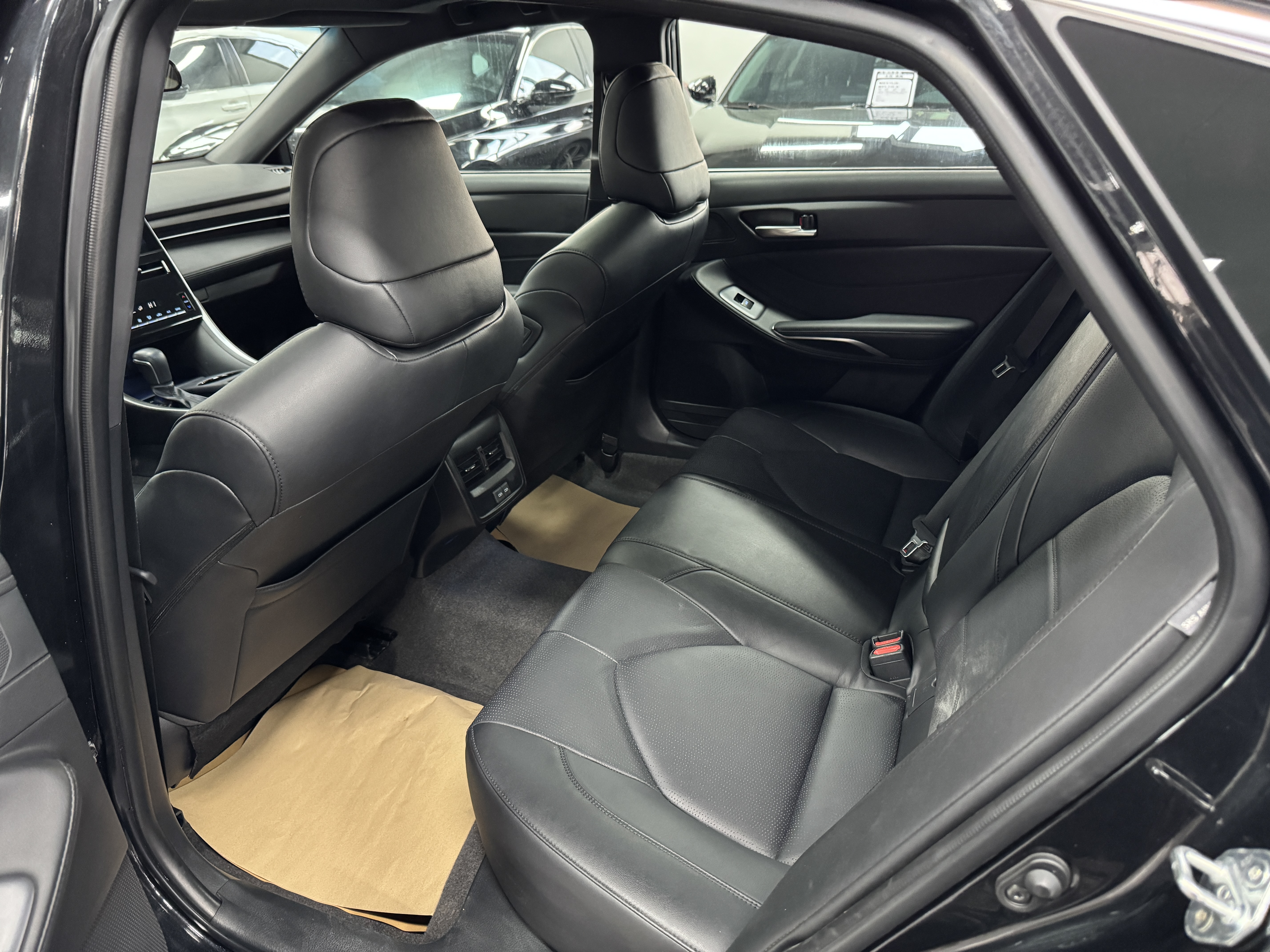 Toyota Avalon 2022 car image #9