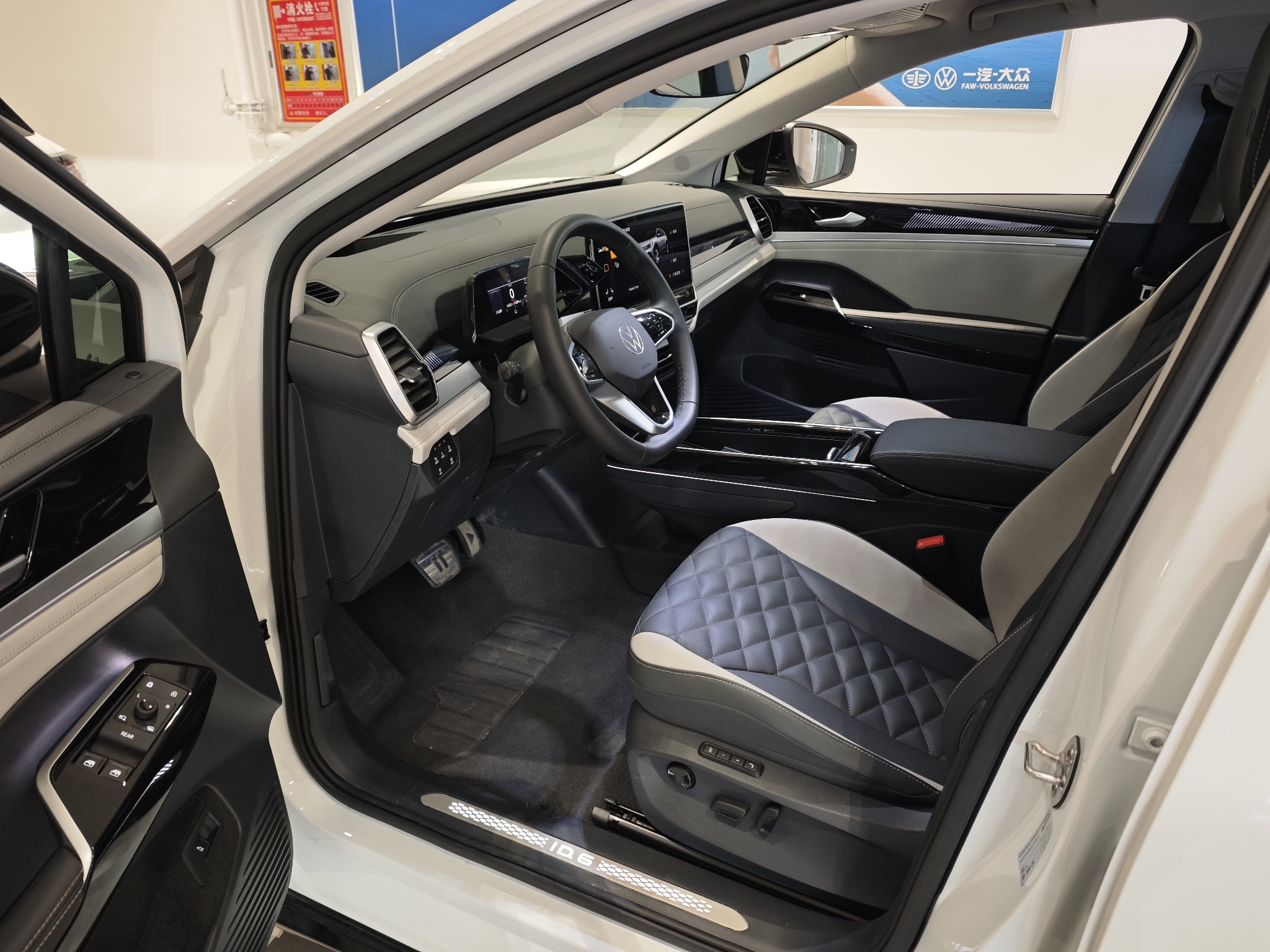 Volkswagen ID.6 Crozz 2024 car image #9